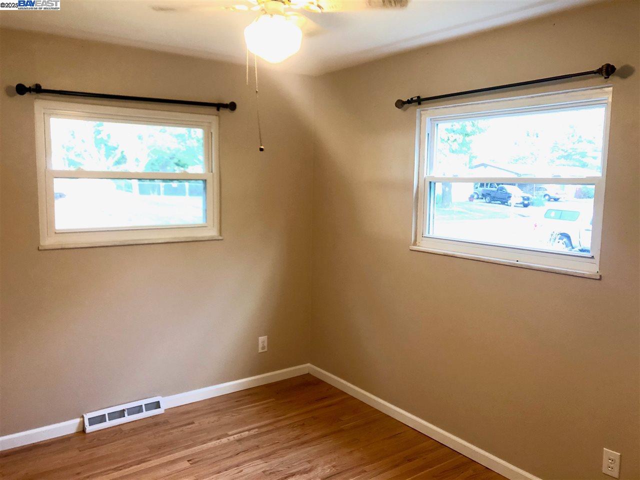 3324 Dale Dr, Imperial, Missouri 63052, 3 Bedrooms Bedrooms, 6 Rooms Rooms,1 BathroomBathrooms,Residential Lease,For Rent,3324 Dale Dr,41094563