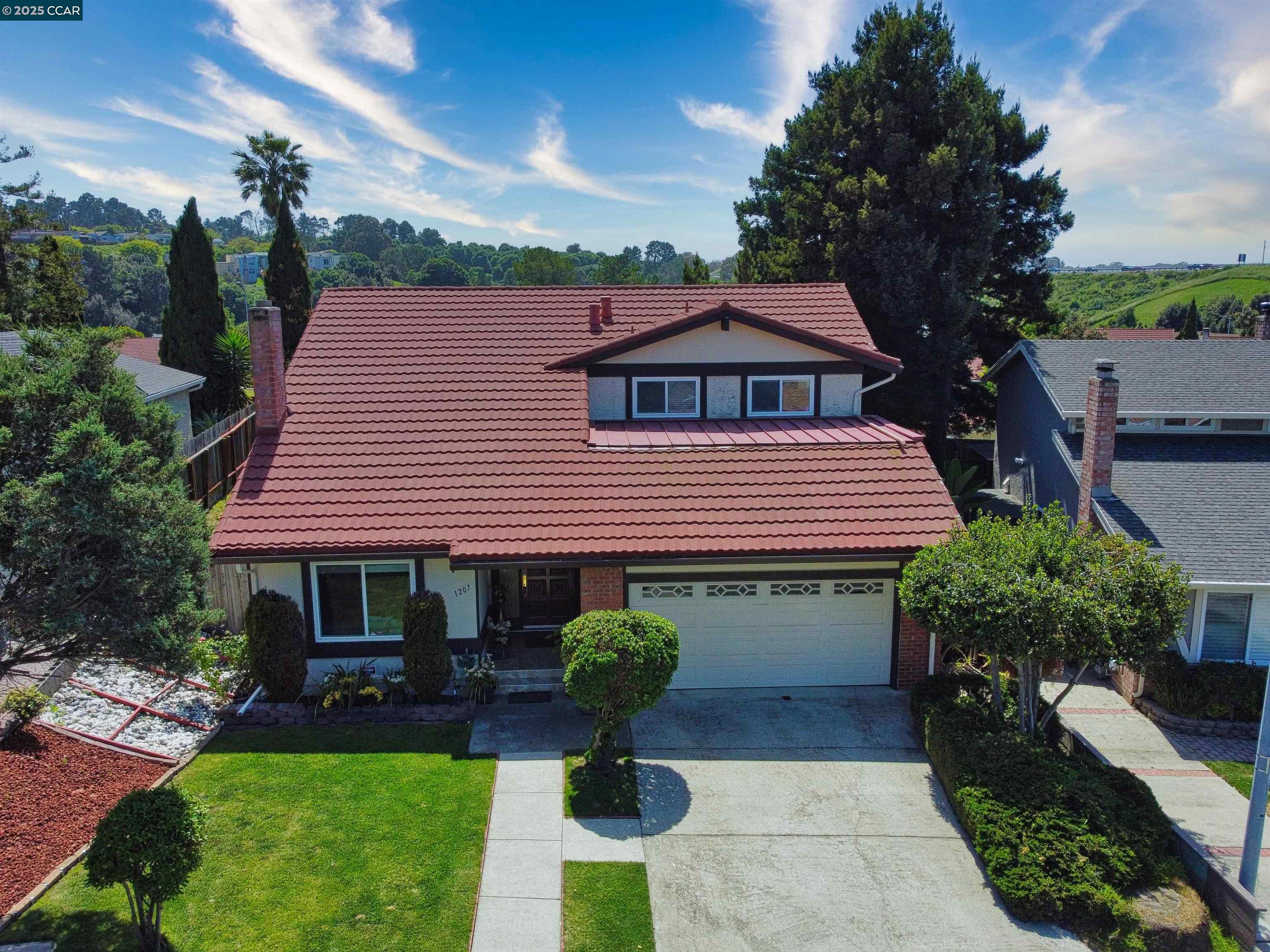 Detail Gallery Image 1 of 33 For 1207 Club Dr, Richmond,  CA 94803 - 3 Beds | 2/1 Baths