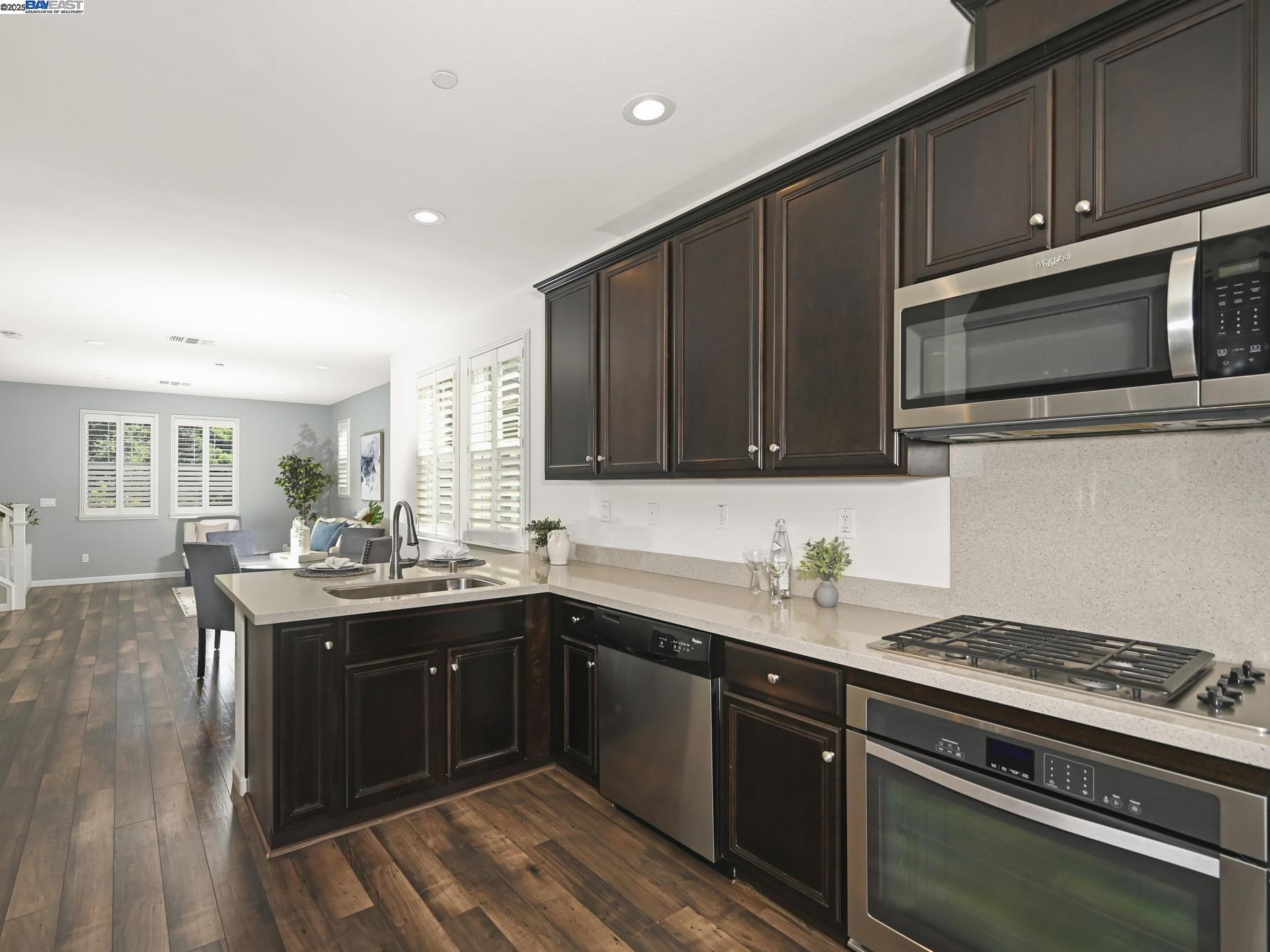 Photo #5: 41094578 Listing: Photo #5