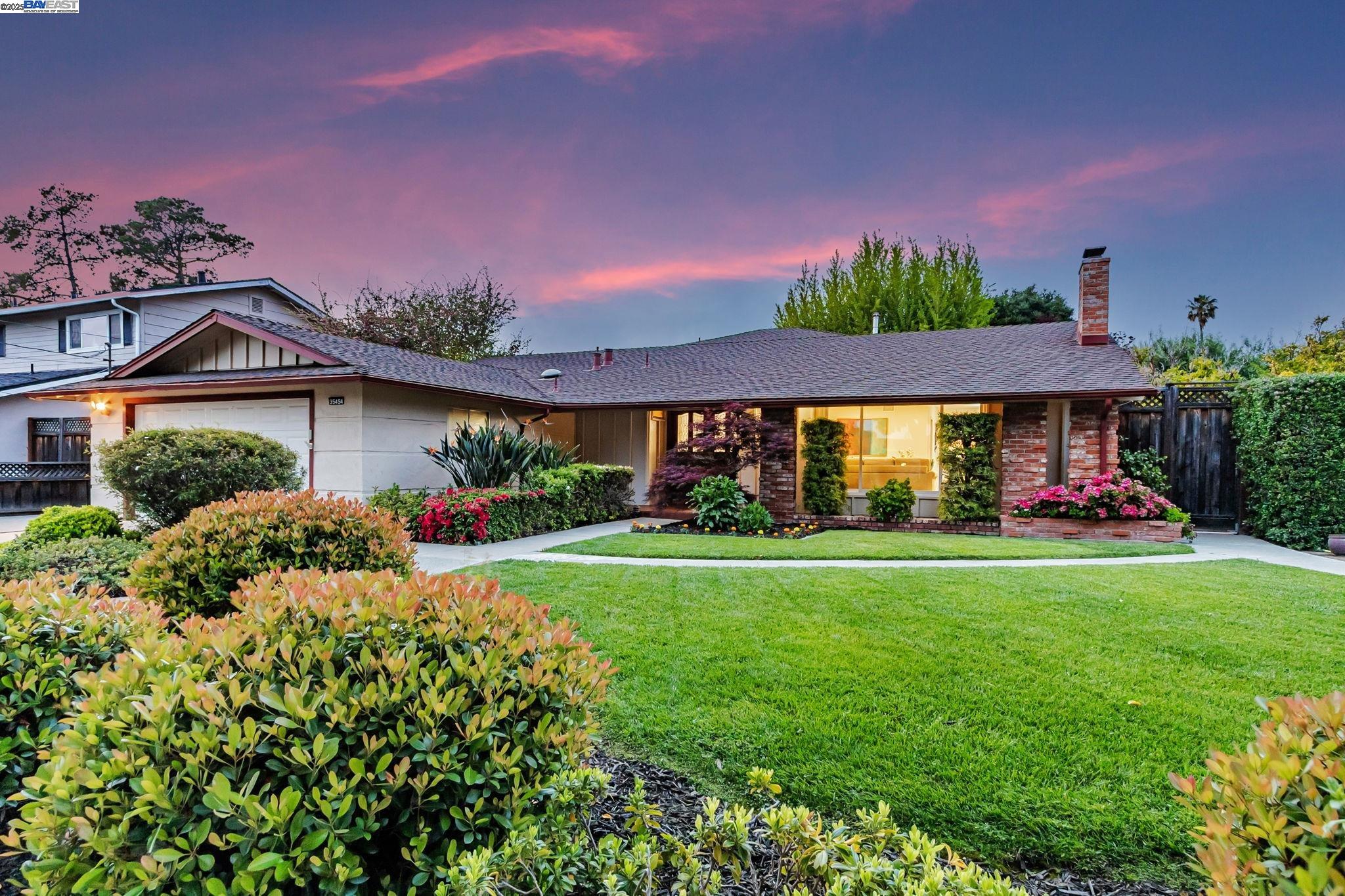 Detail Gallery Image 1 of 59 For 35494 Blackburn Dr, Newark,  CA 94560 - 4 Beds | 3 Baths