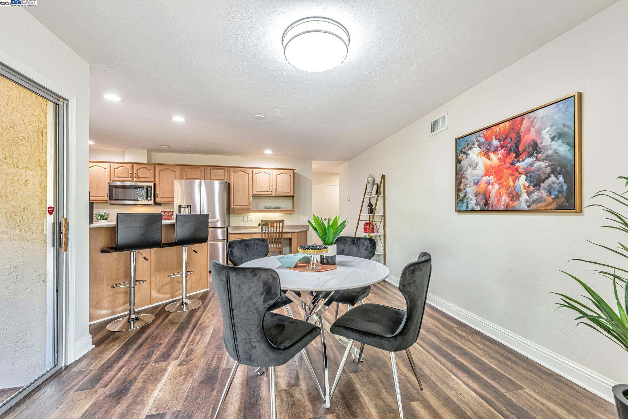 Detail Gallery Image 14 of 60 For 35494 Blackburn Dr, Newark,  CA 94560 - 4 Beds | 3 Baths