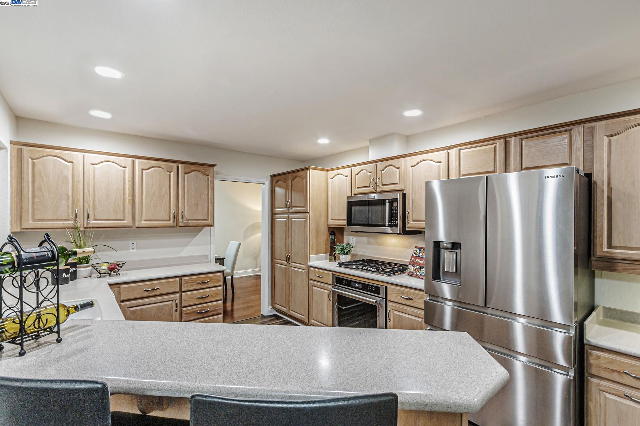 Detail Gallery Image 17 of 60 For 35494 Blackburn Dr, Newark,  CA 94560 - 4 Beds | 3 Baths
