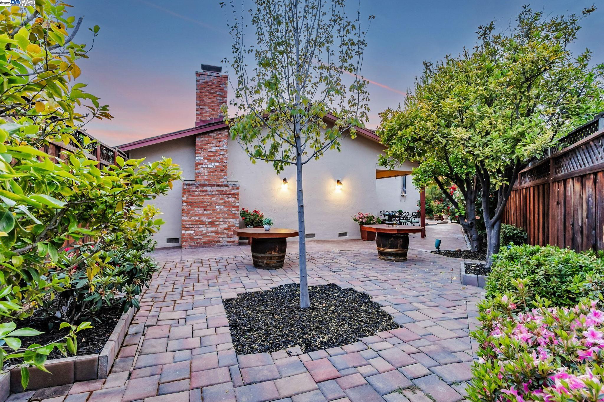 Detail Gallery Image 35 of 60 For 35494 Blackburn Dr, Newark,  CA 94560 - 4 Beds | 3 Baths