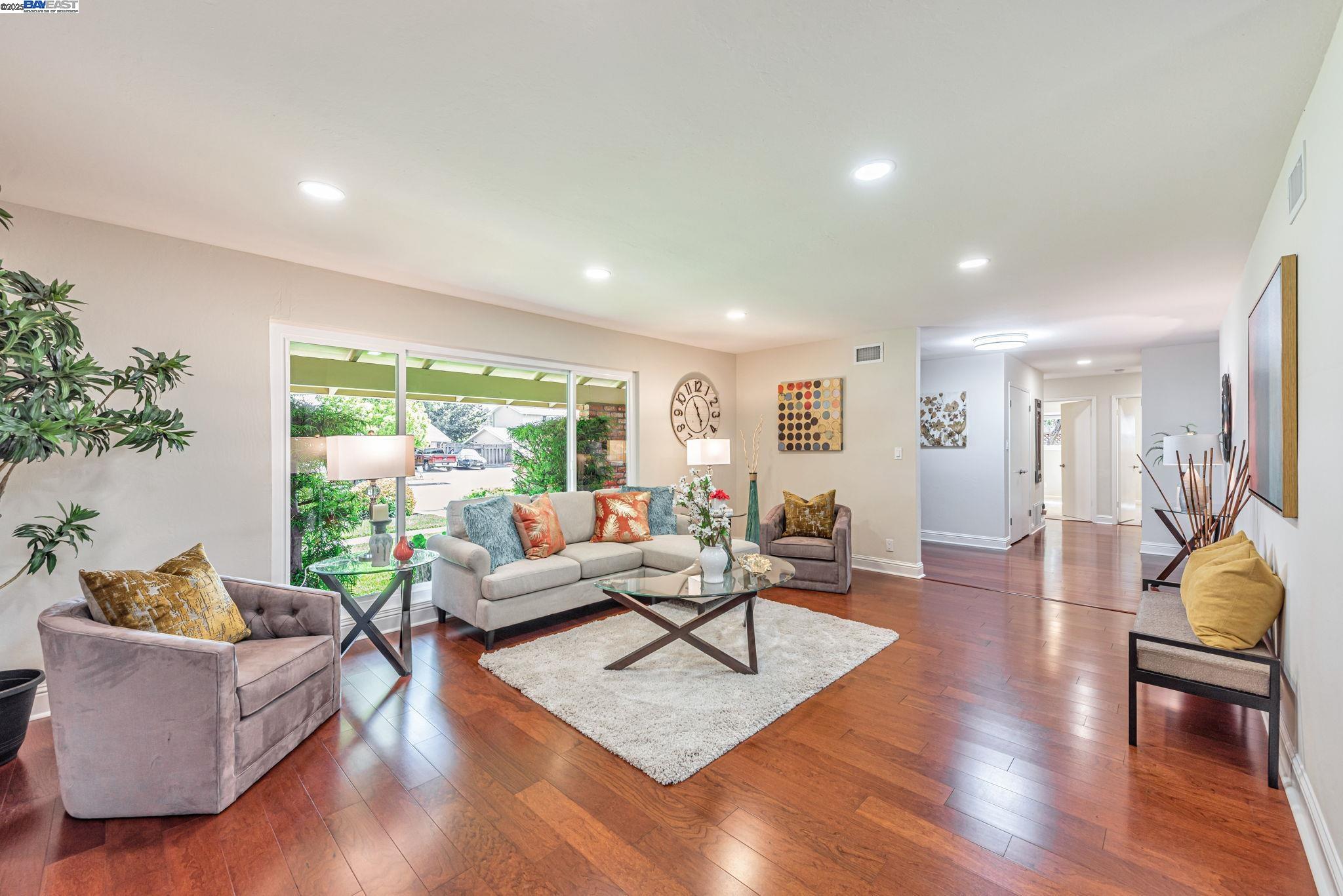 Detail Gallery Image 8 of 60 For 35494 Blackburn Dr, Newark,  CA 94560 - 4 Beds | 3 Baths