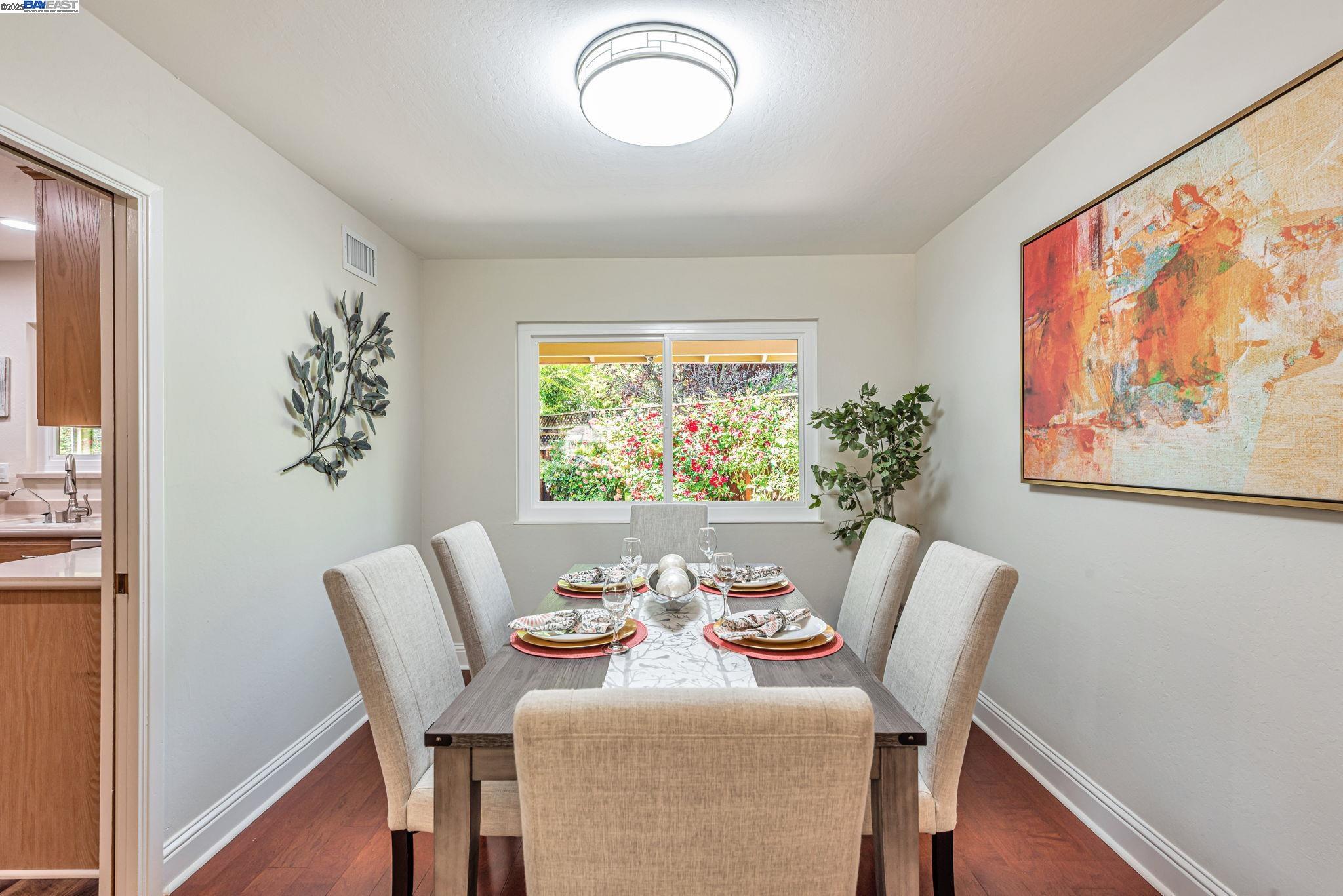 Detail Gallery Image 10 of 60 For 35494 Blackburn Dr, Newark,  CA 94560 - 4 Beds | 3 Baths
