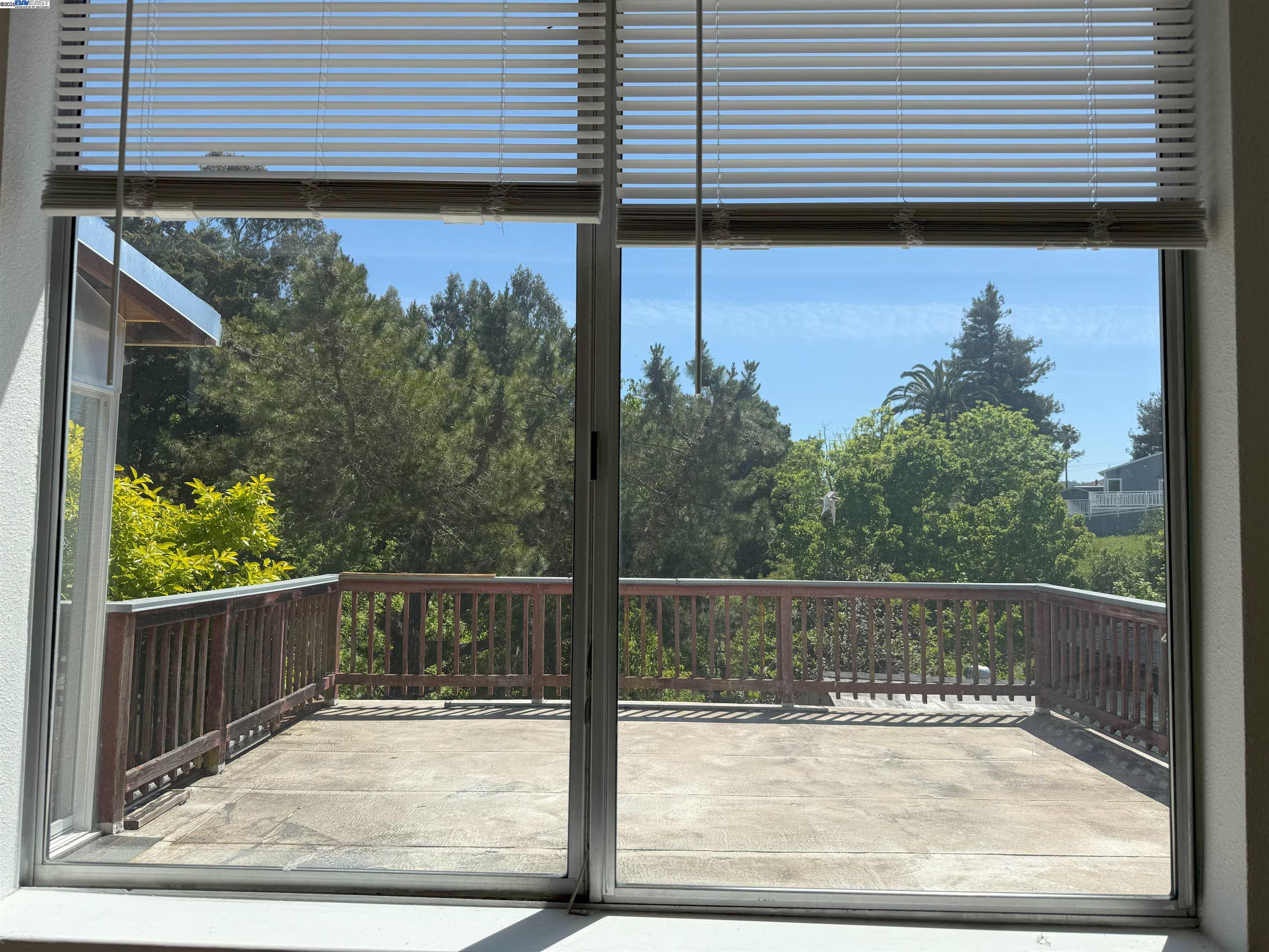 Detail Gallery Image 16 of 36 For 663 Renfrew Rd, El Sobrante,  CA 94803 - 3 Beds | 3 Baths