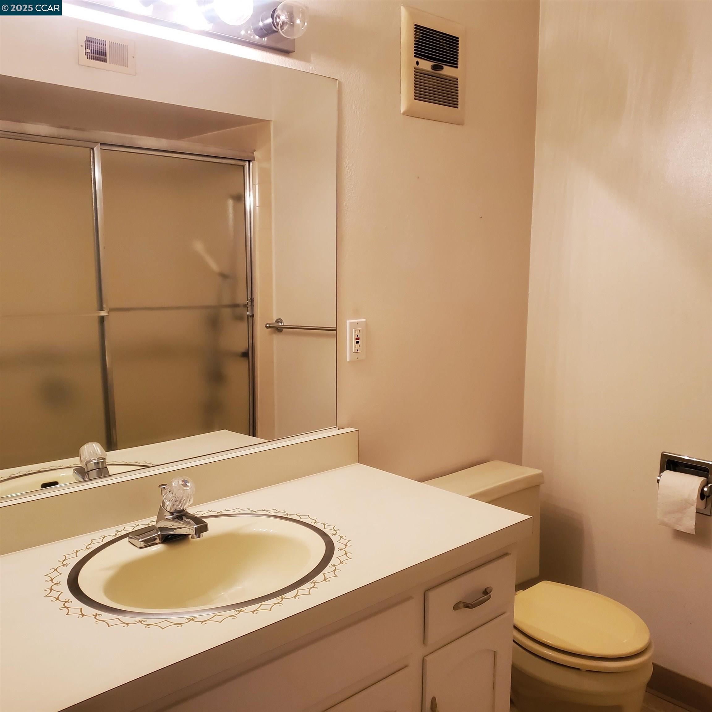 Photo #8: 41094590 Listing: Photo #8