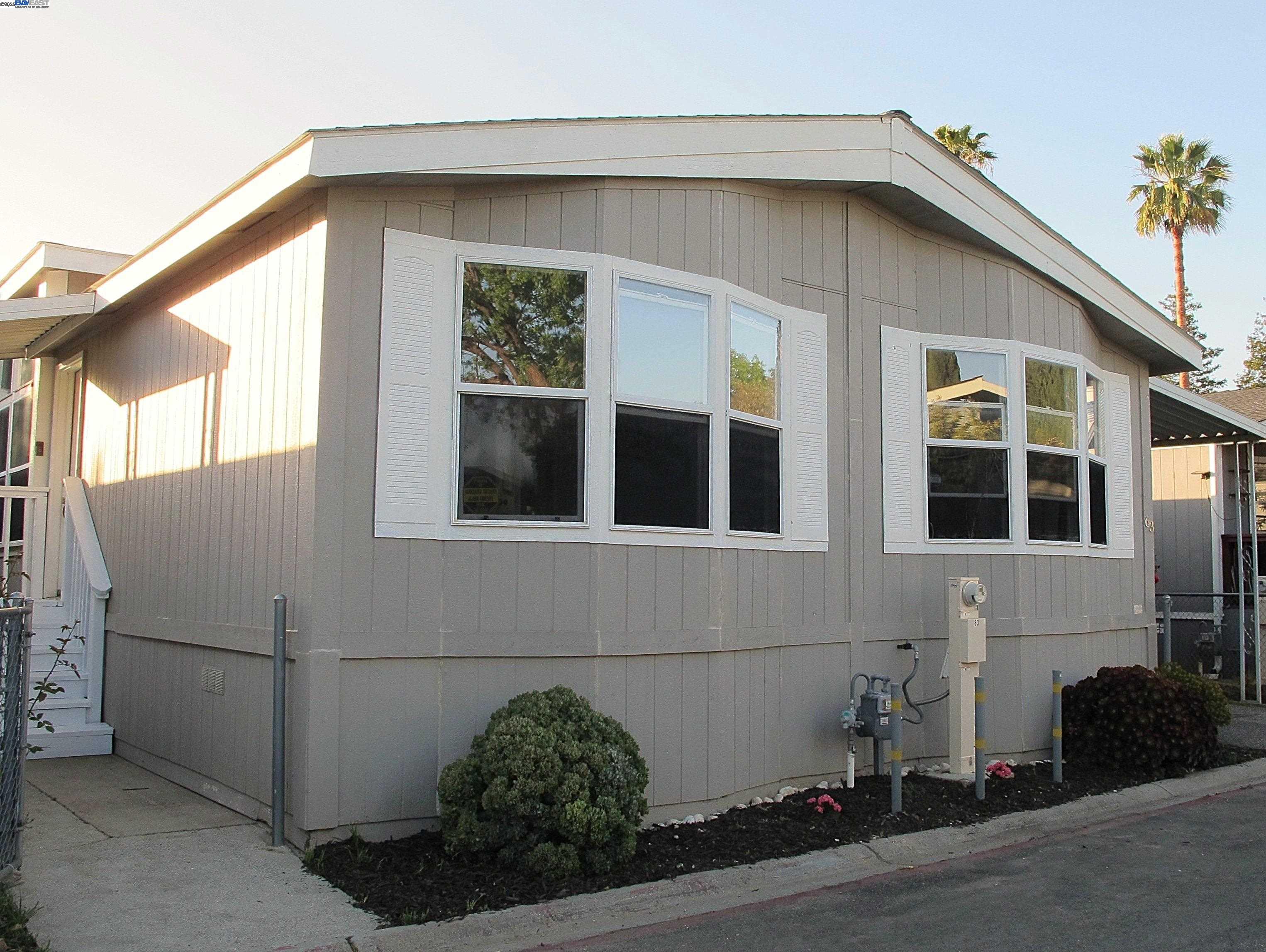 Detail Gallery Image 2 of 30 For 200 Ford Rd #63,  San Jose,  CA 95138 - 3 Beds | 2 Baths