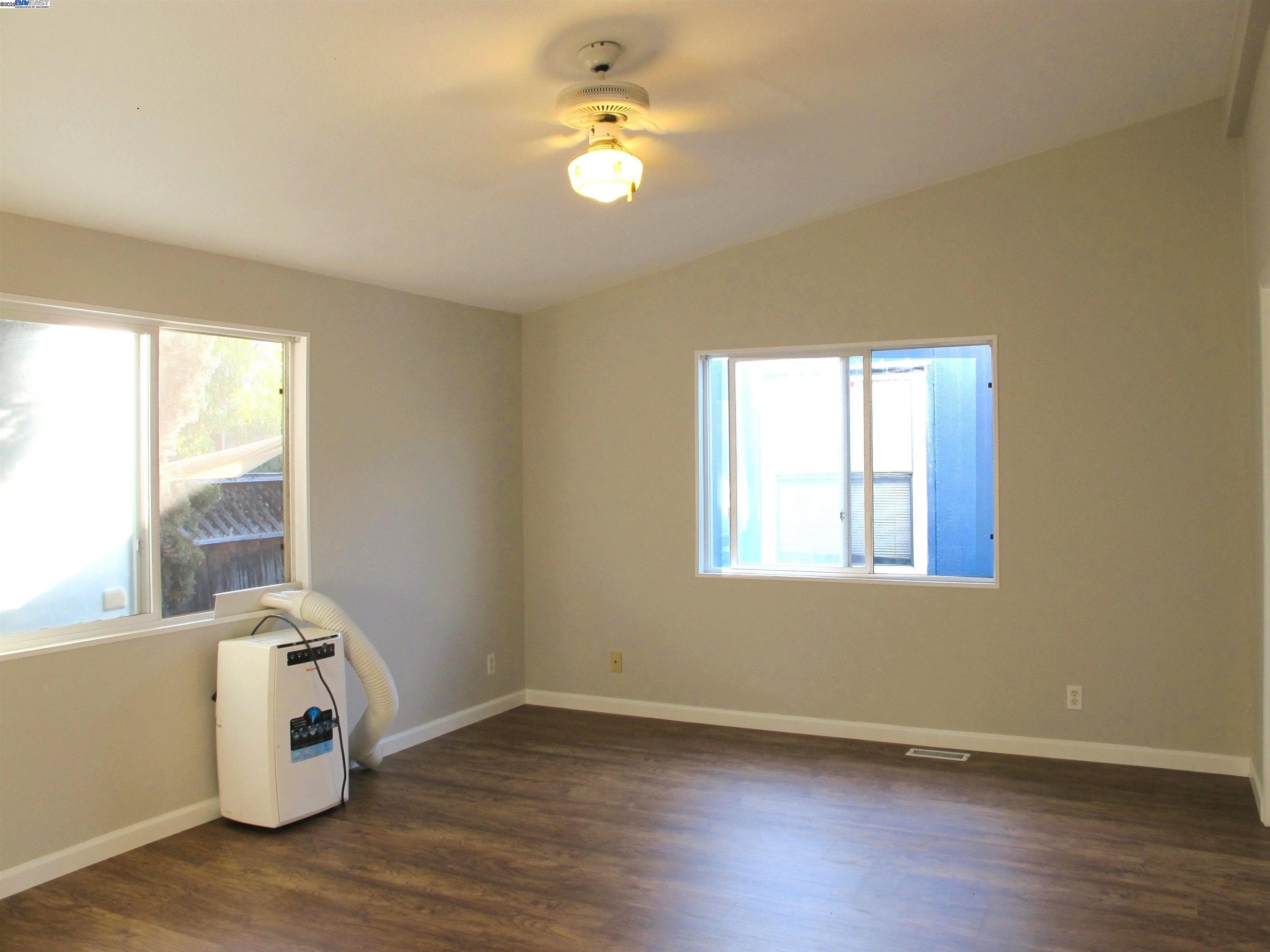 Detail Gallery Image 12 of 30 For 200 Ford Rd #63,  San Jose,  CA 95138 - 3 Beds | 2 Baths