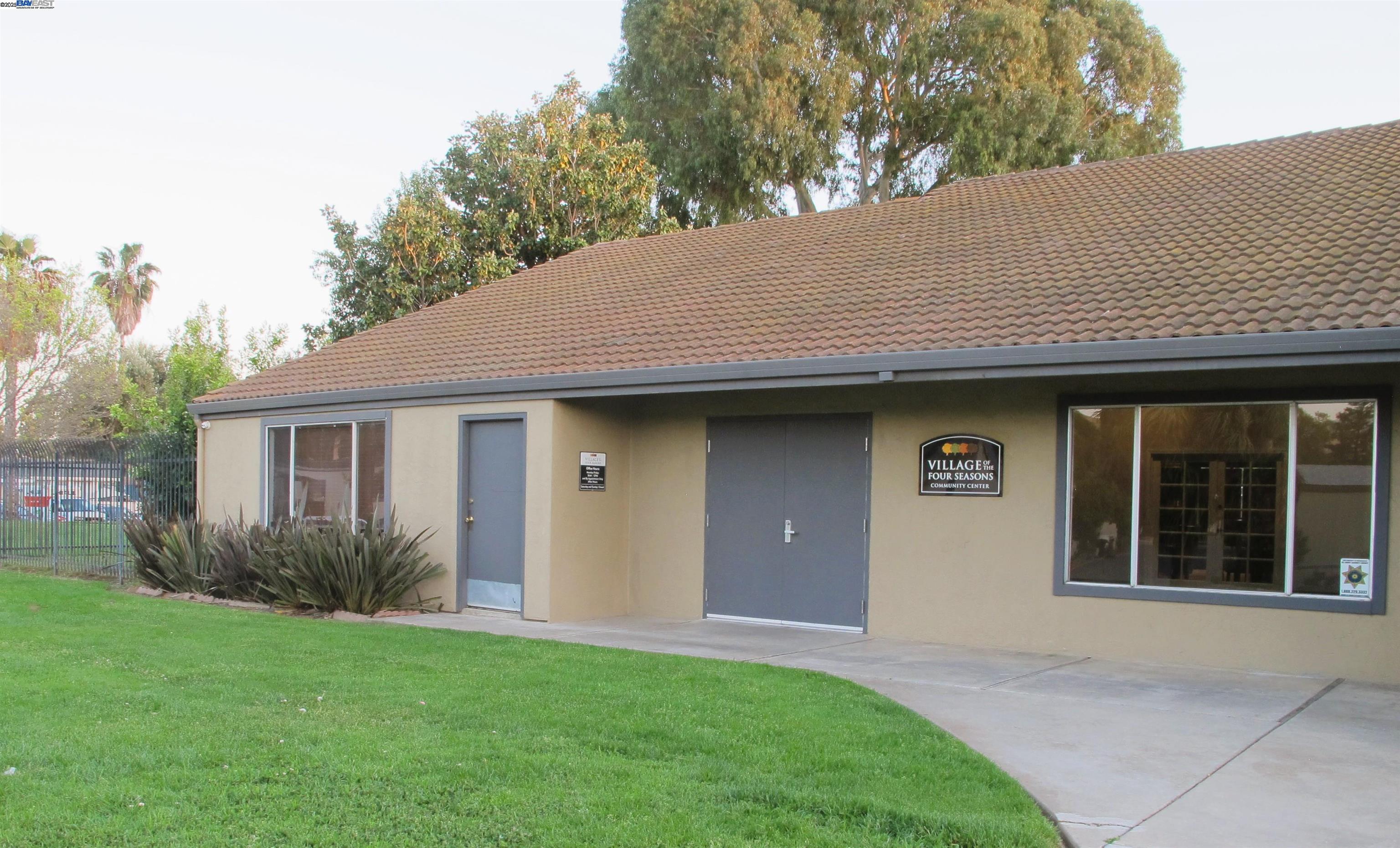 Detail Gallery Image 28 of 30 For 200 Ford Rd #63,  San Jose,  CA 95138 - 3 Beds | 2 Baths