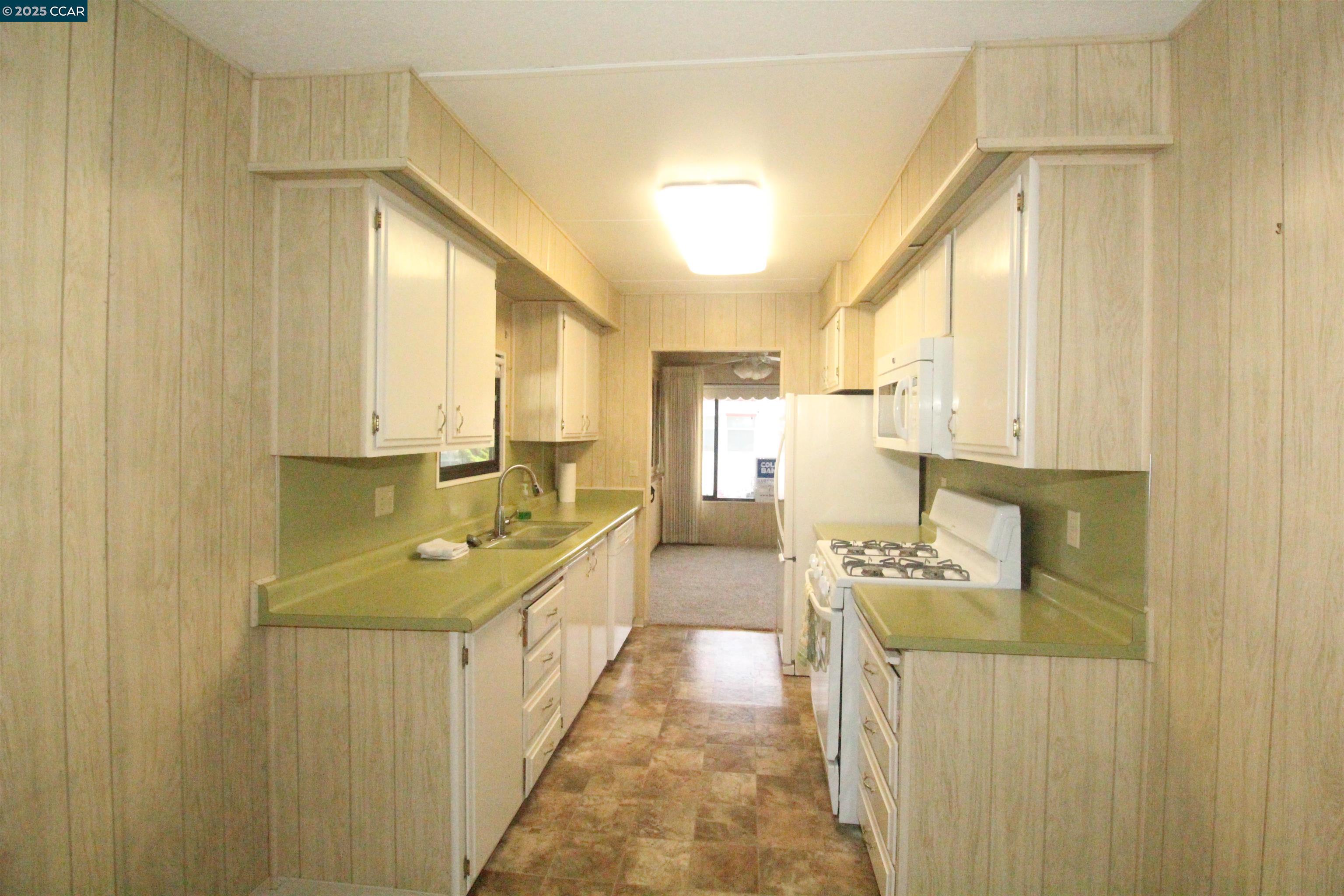 Detail Gallery Image 12 of 24 For 16401 San Pablo Ave #128,  San Pablo,  CA 94806 - 2 Beds | 2 Baths