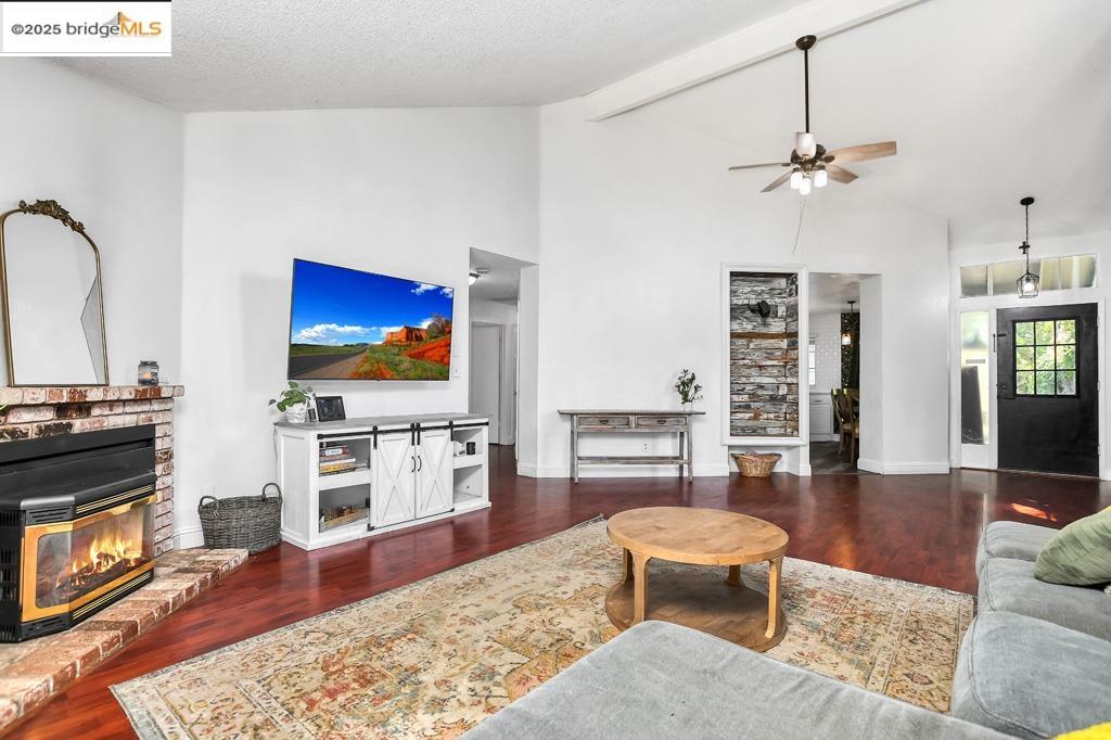 Detail Gallery Image 6 of 31 For 1359 Port Ct, Oakley,  CA 94561 - 3 Beds | 2 Baths