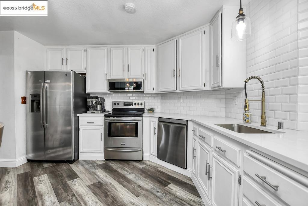 Detail Gallery Image 8 of 31 For 1359 Port Ct, Oakley,  CA 94561 - 3 Beds | 2 Baths