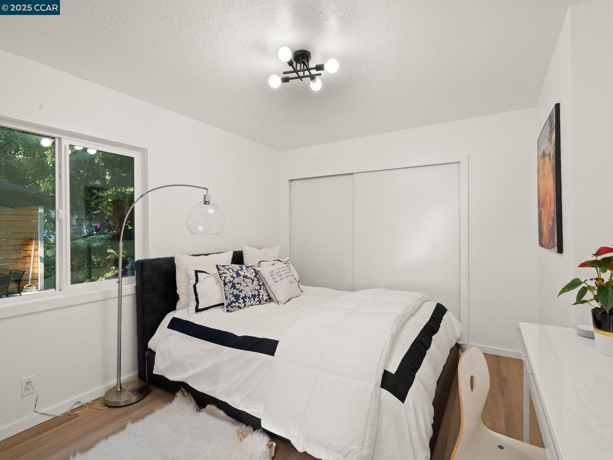 Detail Gallery Image 20 of 41 For 230 Fairlawn Dr, Berkeley,  CA 94708 - 4 Beds | 2 Baths