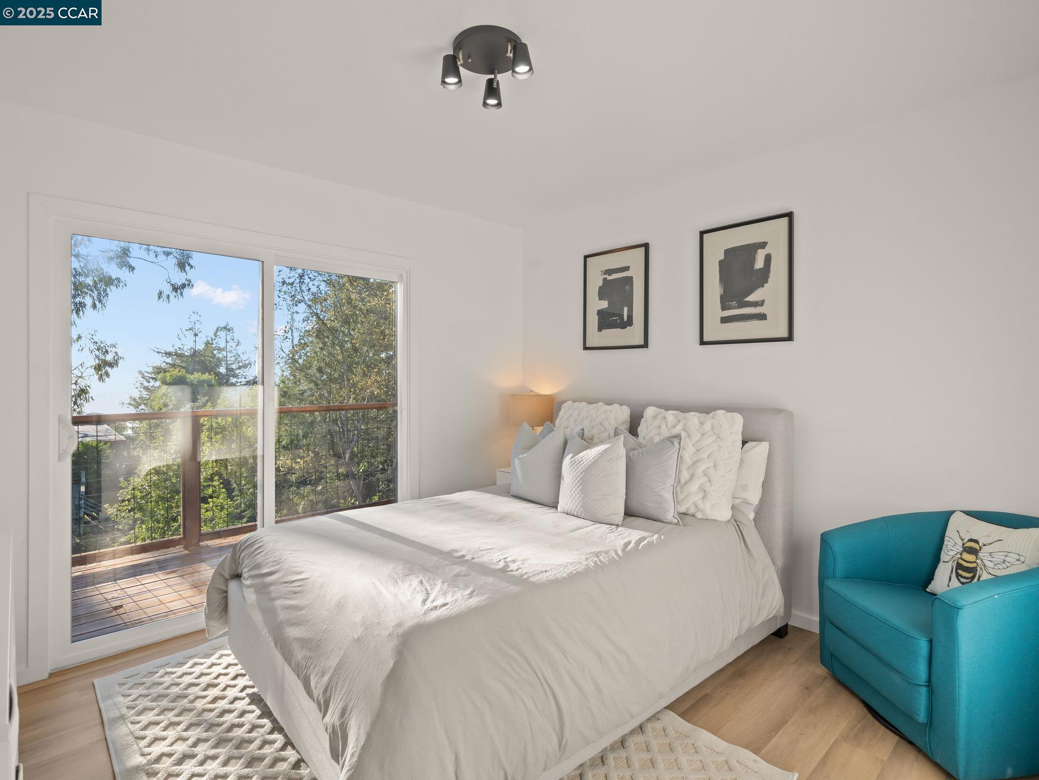 Detail Gallery Image 25 of 41 For 230 Fairlawn Dr, Berkeley,  CA 94708 - 4 Beds | 2 Baths