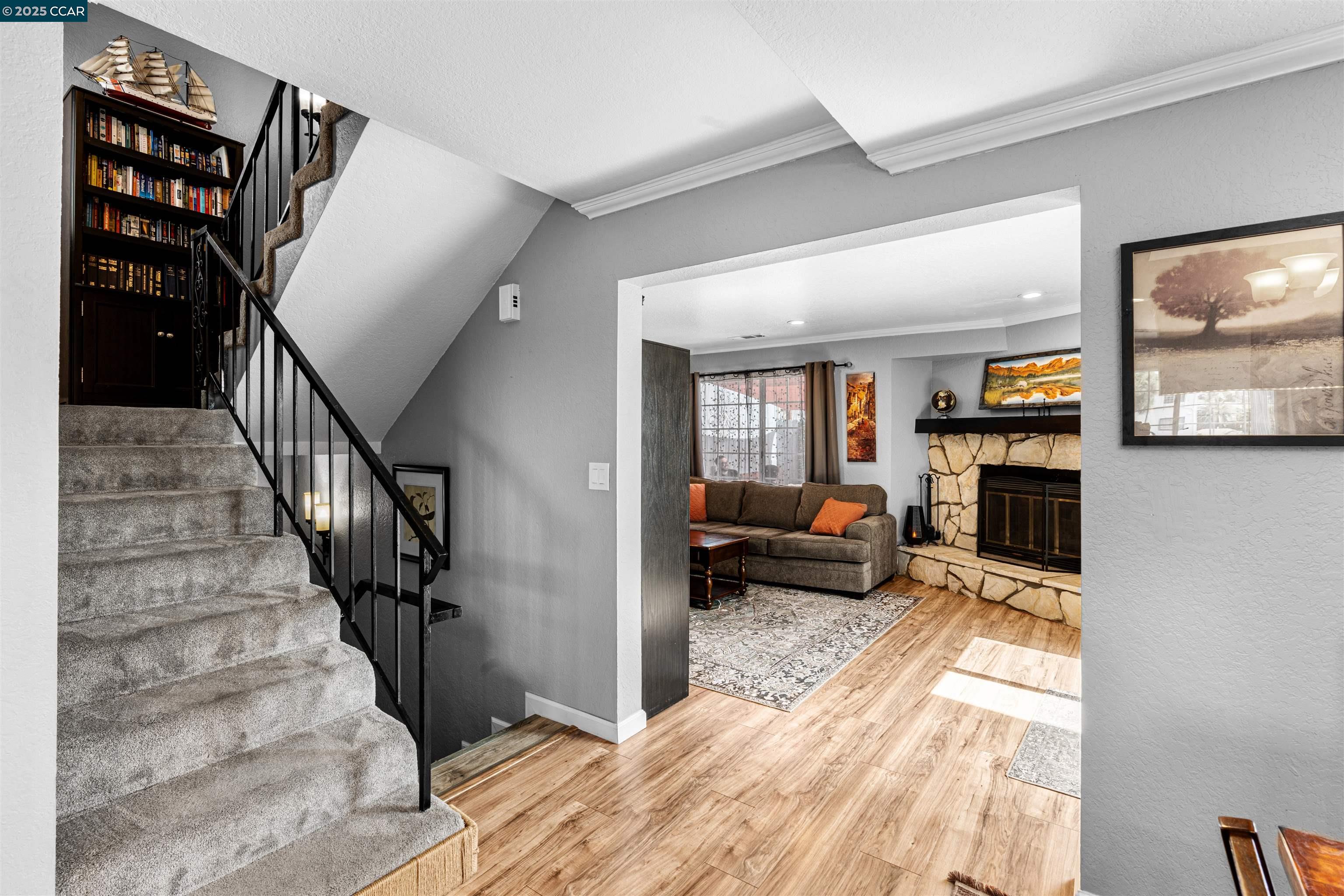 Detail Gallery Image 2 of 34 For 1251 Sandy Bridges Ct, Hayward,  CA 94541 - 3 Beds | 2/1 Baths