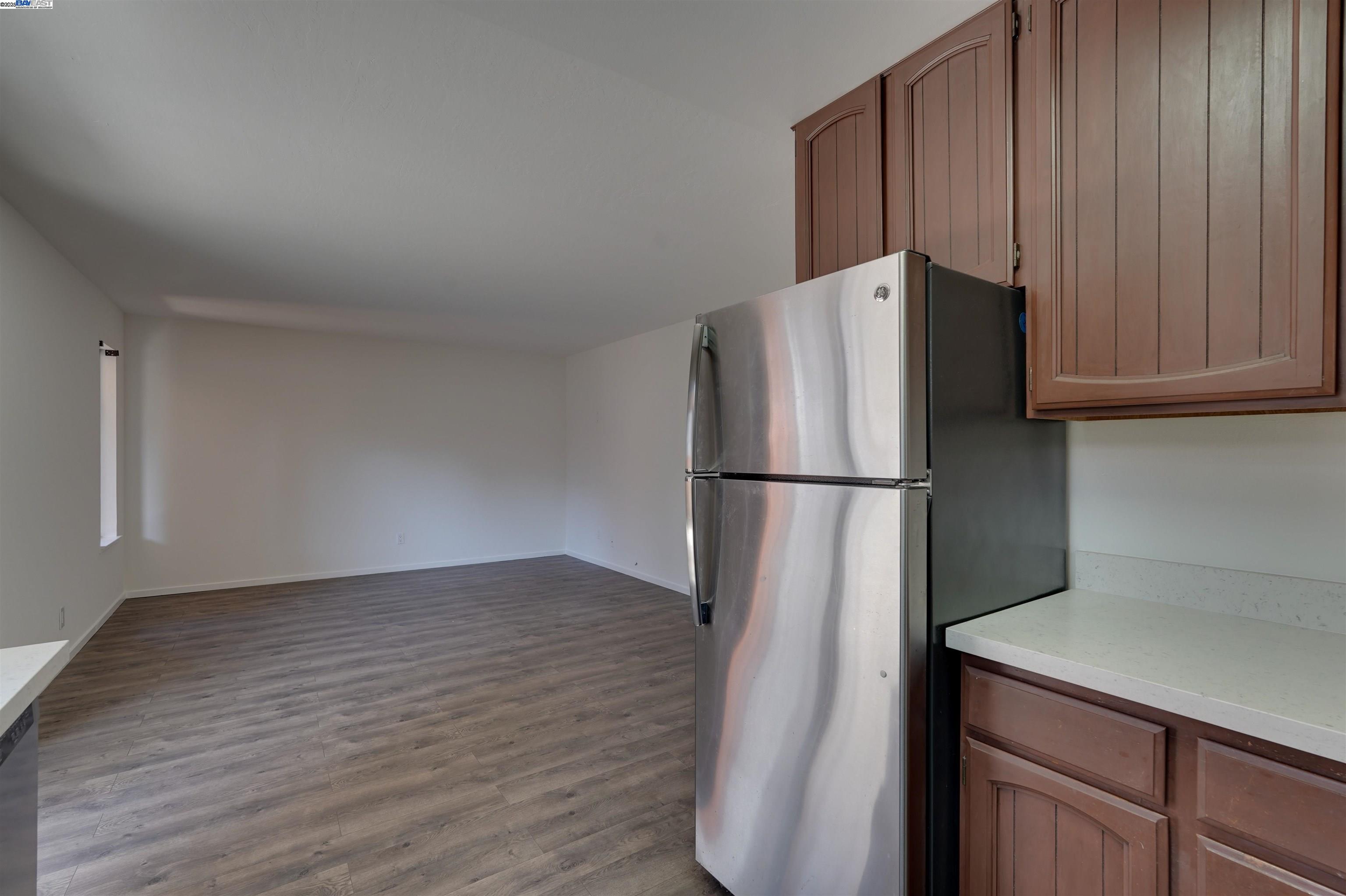 Detail Gallery Image 6 of 22 For 718 S Idaho #3,  San Mateo,  CA 94402 - 1 Beds | 1 Baths