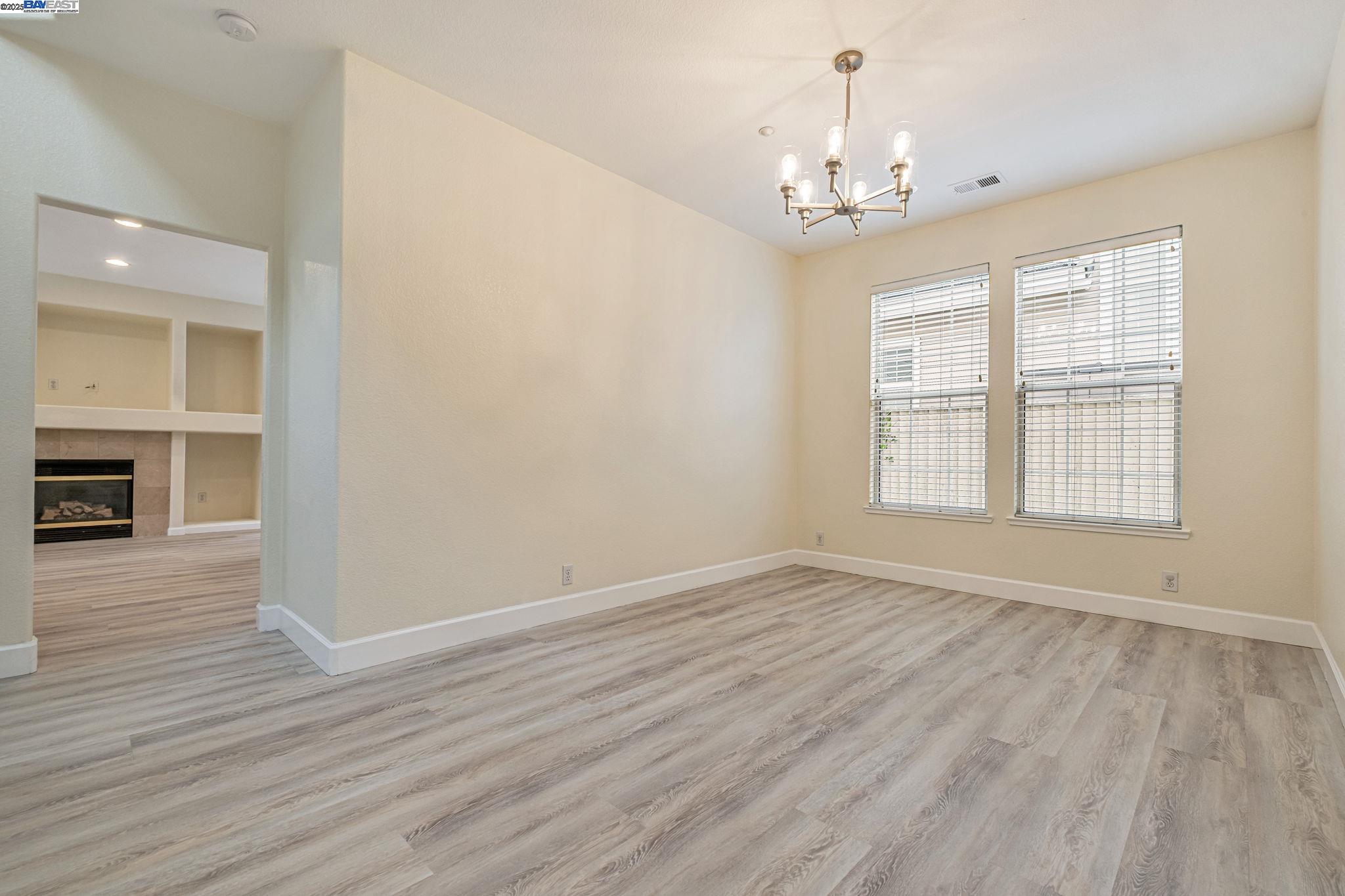 Detail Gallery Image 21 of 49 For 4293 Oliver Way, Union City,  CA 94587 - 4 Beds | 2/1 Baths