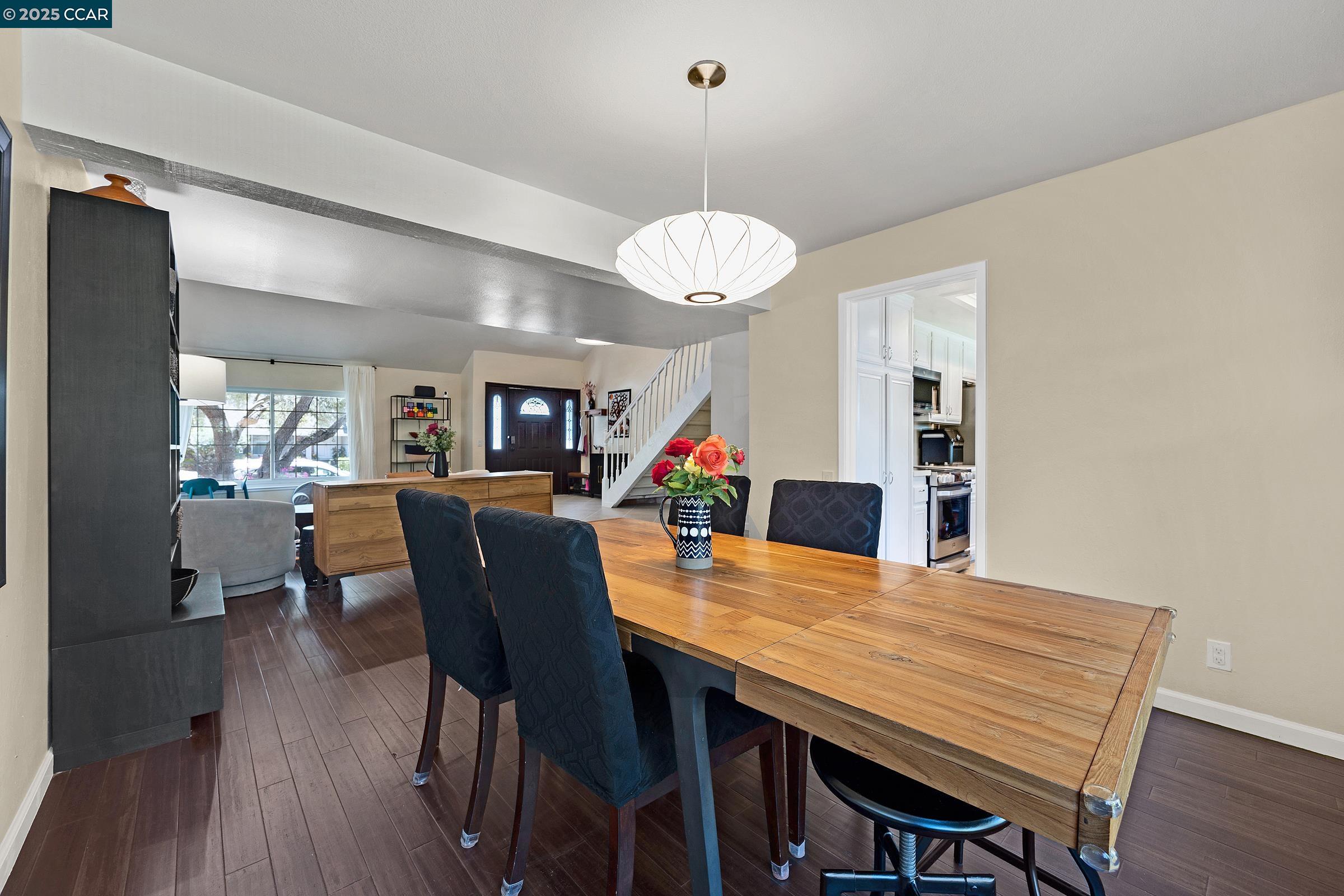 3376 worth Ct, Walnut Creek, California 94598, 4 Bedrooms Bedrooms, 9 Rooms Rooms,2 BathroomsBathrooms,Residential Lease,For Rent,3376 worth Ct,41094627