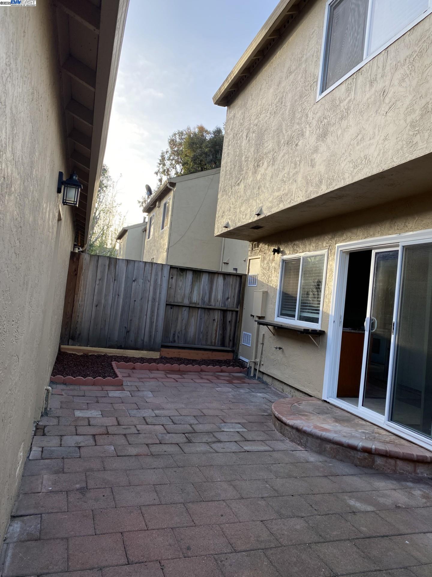 Detail Gallery Image 13 of 18 For 4108 Polaris, Union City,  CA 94587 - 4 Beds | 2/1 Baths