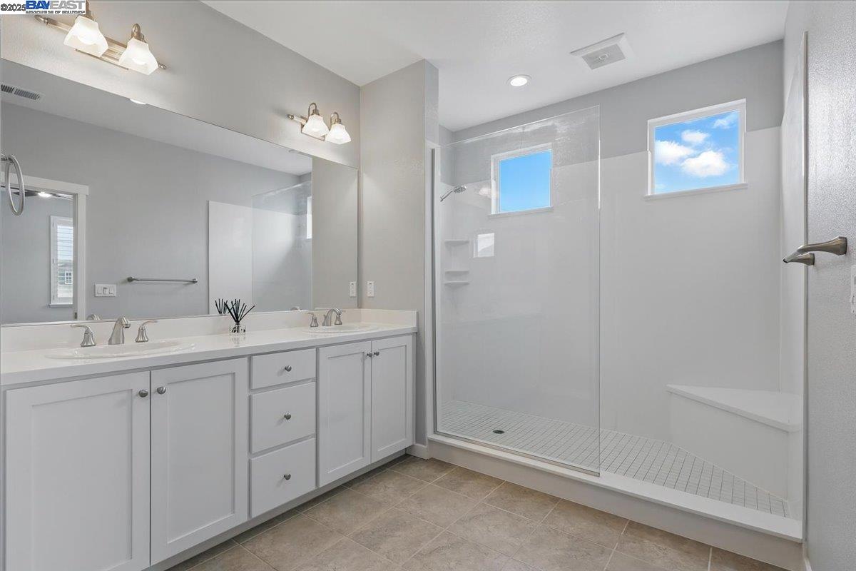 Detail Gallery Image 17 of 27 For 36188 Fig Tree Lane, Newark,  CA 94560 - 4 Beds | 2/1 Baths