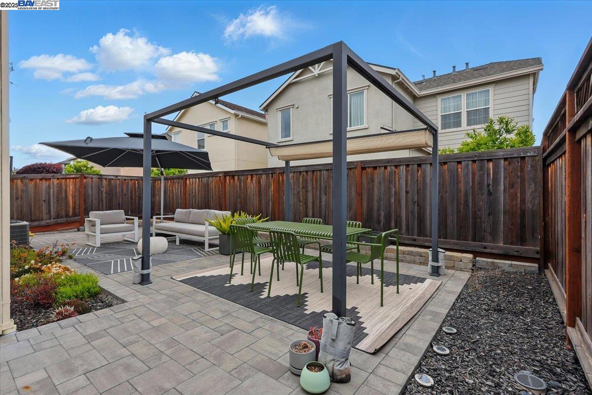 Detail Gallery Image 25 of 27 For 36188 Fig Tree Lane, Newark,  CA 94560 - 4 Beds | 2/1 Baths
