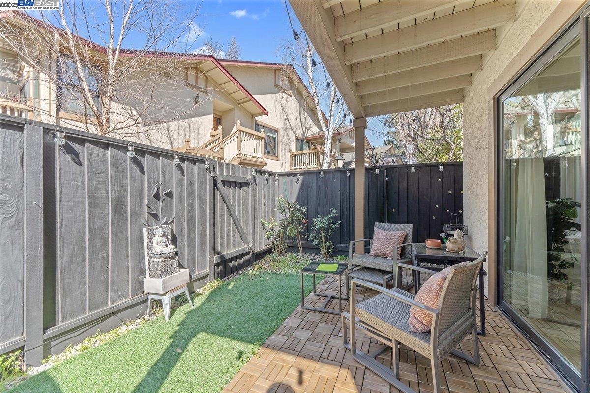 Detail Gallery Image 19 of 30 For 968 Huntington Terrace, Fremont,  CA 94536 - 2 Beds | 2/1 Baths