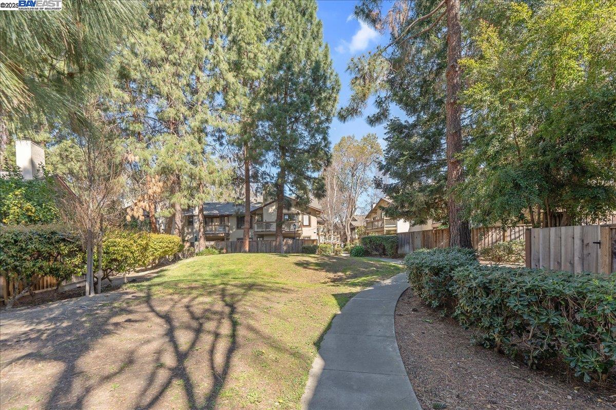 Detail Gallery Image 25 of 30 For 968 Huntington Terrace, Fremont,  CA 94536 - 2 Beds | 2/1 Baths