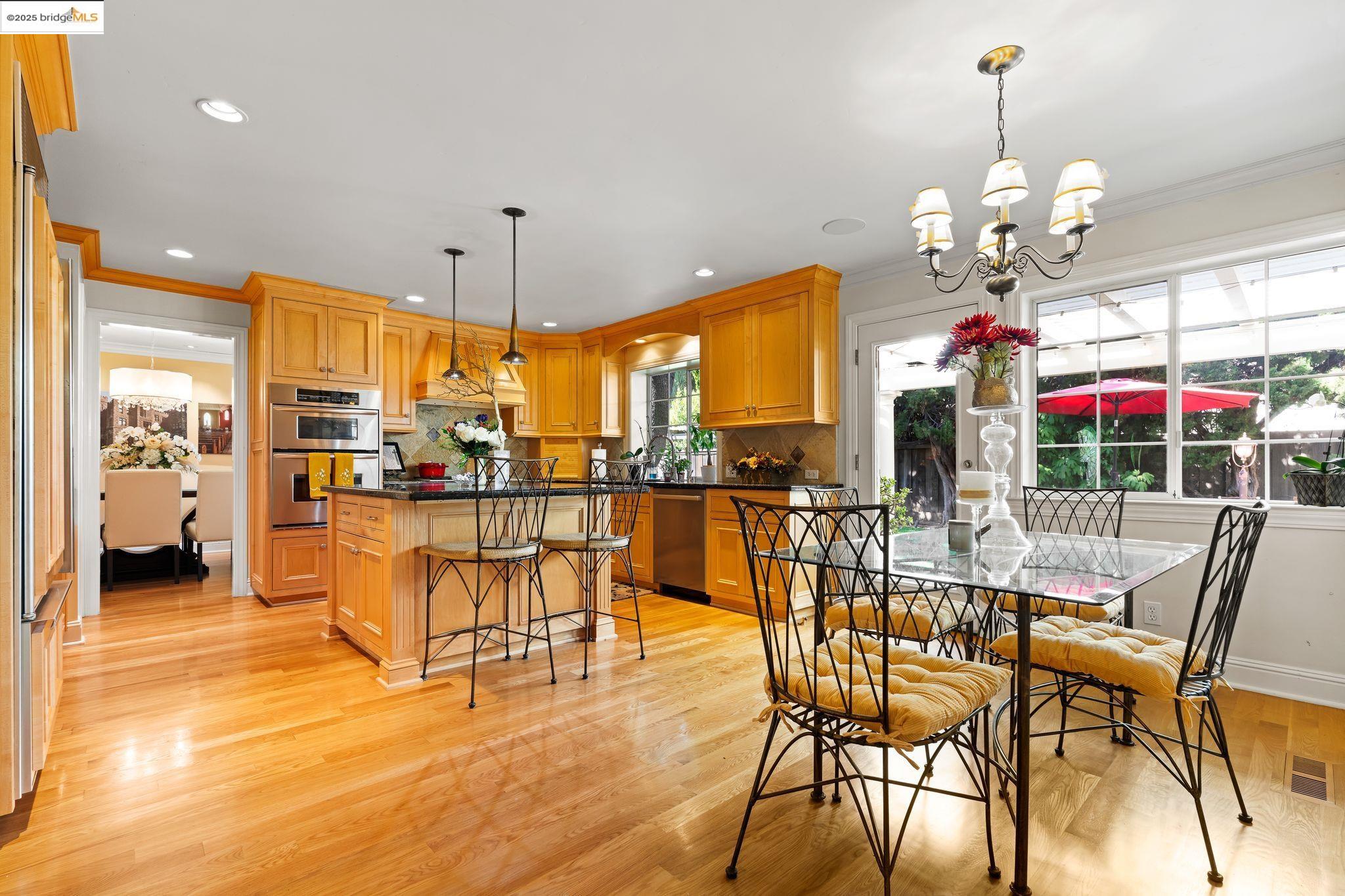Detail Gallery Image 14 of 59 For 6263 Mojave Dr, San Jose,  CA 95120 - 6 Beds | 3 Baths