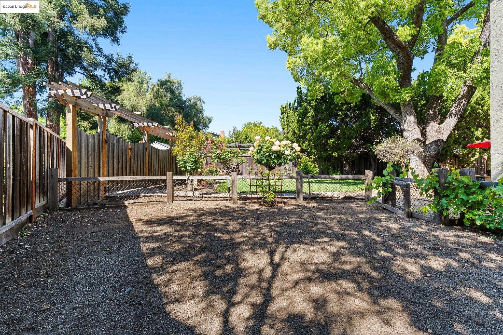 Detail Gallery Image 49 of 60 For 6263 Mojave Dr, San Jose,  CA 95120 - 6 Beds | 3 Baths
