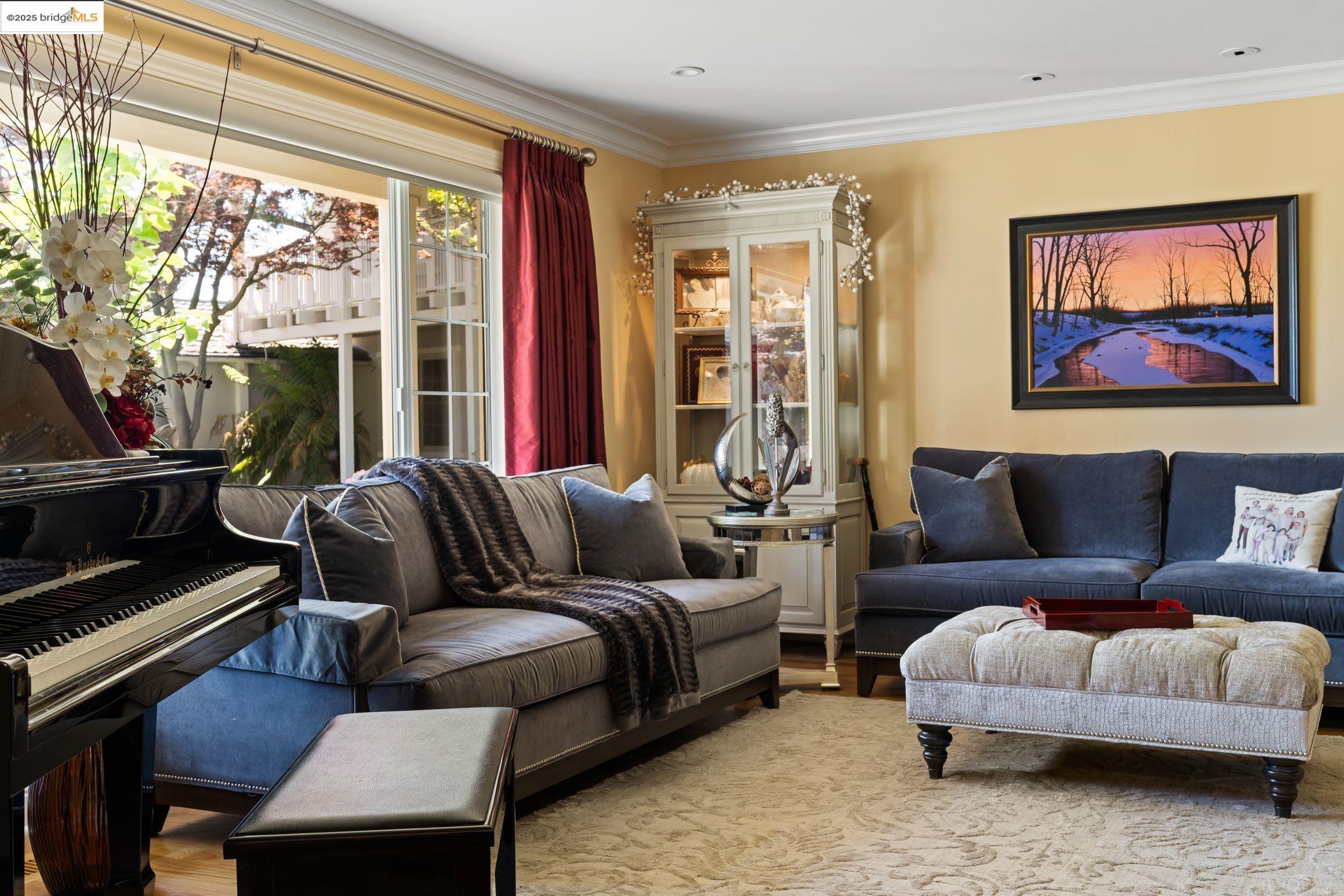 Detail Gallery Image 7 of 59 For 6263 Mojave Dr, San Jose,  CA 95120 - 6 Beds | 3 Baths
