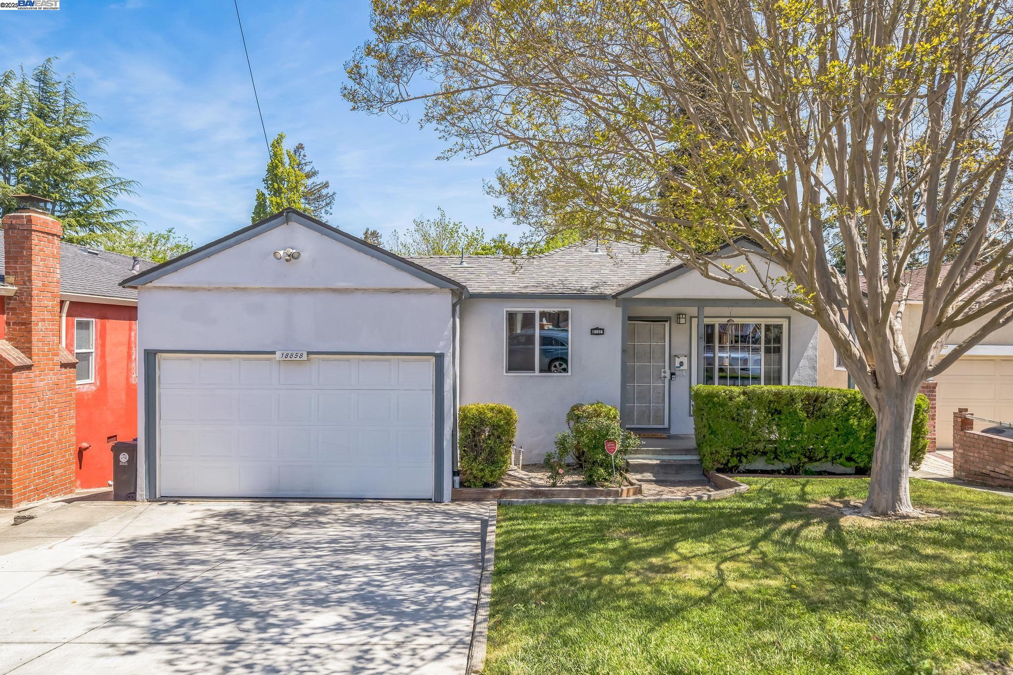 Detail Gallery Image 1 of 1 For 18858 Carlton Ave, Castro Valley,  CA 94546 - 4 Beds | 2 Baths