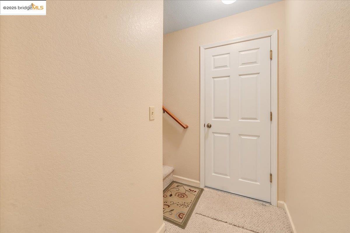 Detail Gallery Image 32 of 53 For 24030 Hitching Post Rd, Sonora,  CA 95370 - 3 Beds | 2/1 Baths