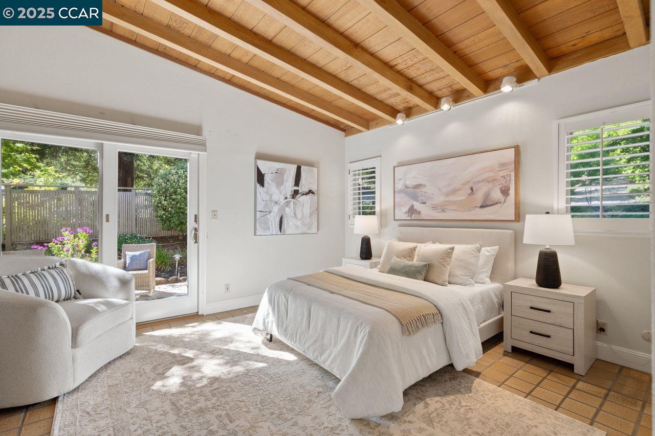 Detail Gallery Image 23 of 51 For 23 Lost Valley Dr, Orinda,  CA 94563 - 4 Beds | 3 Baths