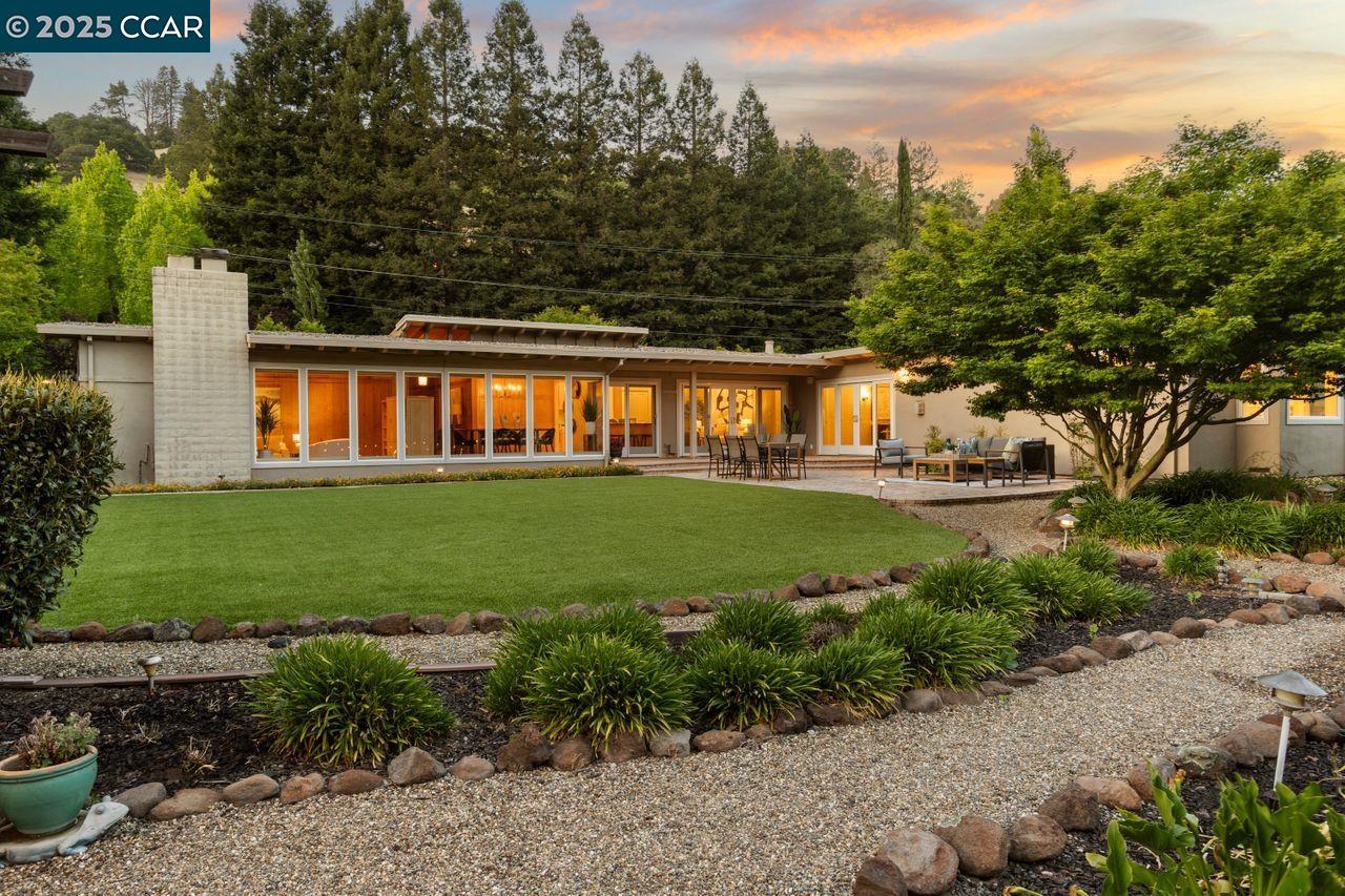 Detail Gallery Image 43 of 51 For 23 Lost Valley Dr, Orinda,  CA 94563 - 4 Beds | 3 Baths