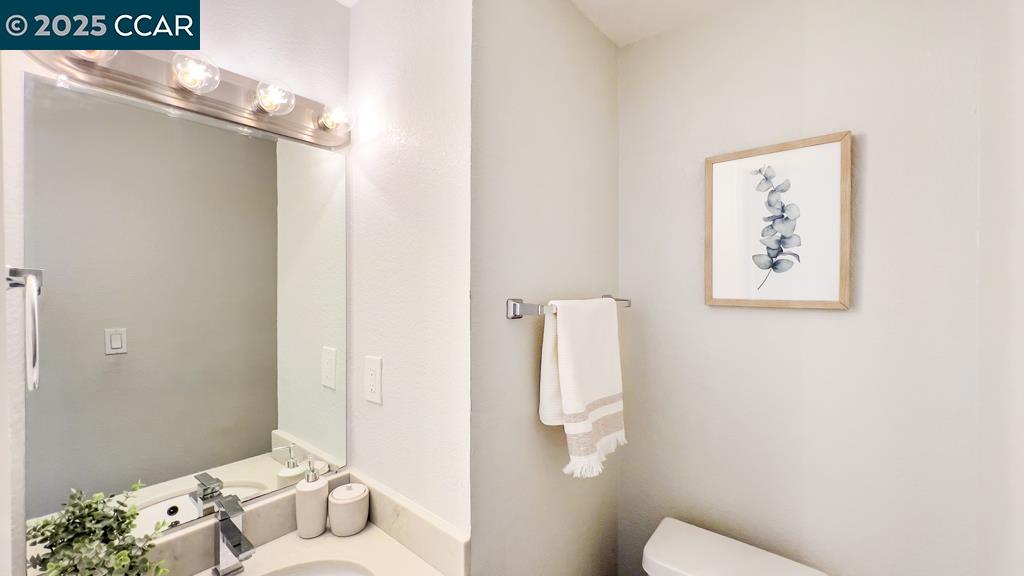 Detail Gallery Image 27 of 40 For 126 Colonade Sq, San Jose,  CA 95127 - 2 Beds | 2/1 Baths