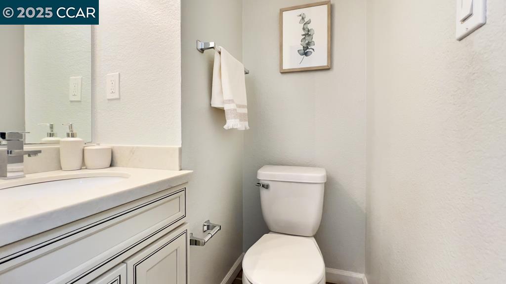 Detail Gallery Image 30 of 40 For 126 Colonade Sq, San Jose,  CA 95127 - 2 Beds | 2/1 Baths
