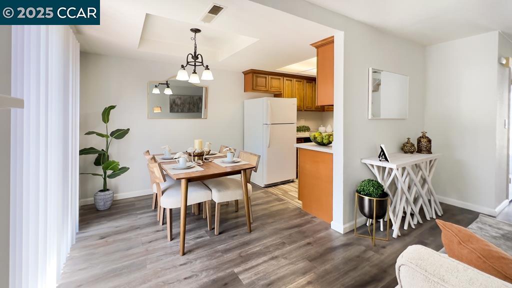 Detail Gallery Image 6 of 40 For 126 Colonade Sq, San Jose,  CA 95127 - 2 Beds | 2/1 Baths