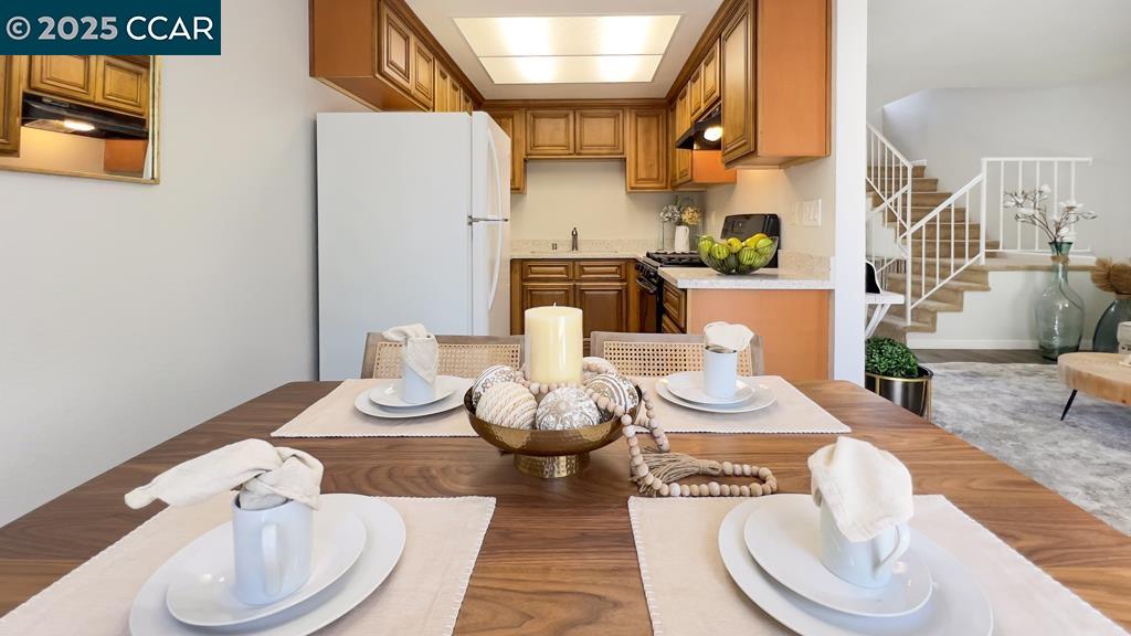 Detail Gallery Image 8 of 40 For 126 Colonade Sq, San Jose,  CA 95127 - 2 Beds | 2/1 Baths