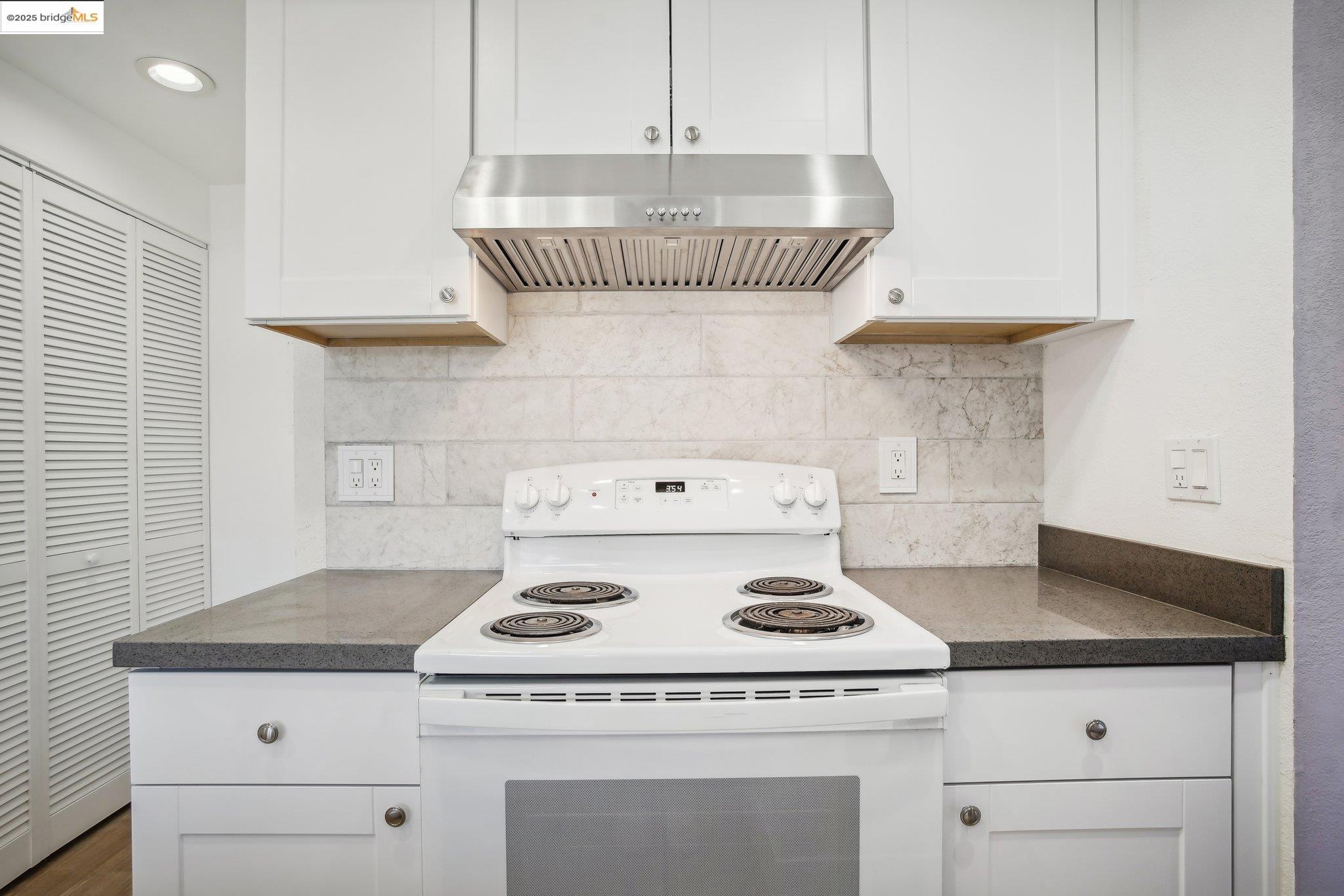 Detail Gallery Image 12 of 39 For 3640 Wells Rd, Oakley,  CA 94561 - 3 Beds | 2 Baths