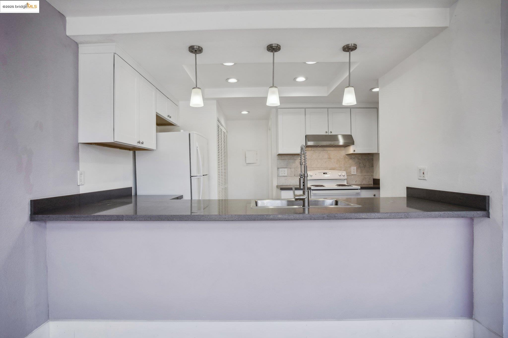 Detail Gallery Image 9 of 39 For 3640 Wells Rd, Oakley,  CA 94561 - 3 Beds | 2 Baths