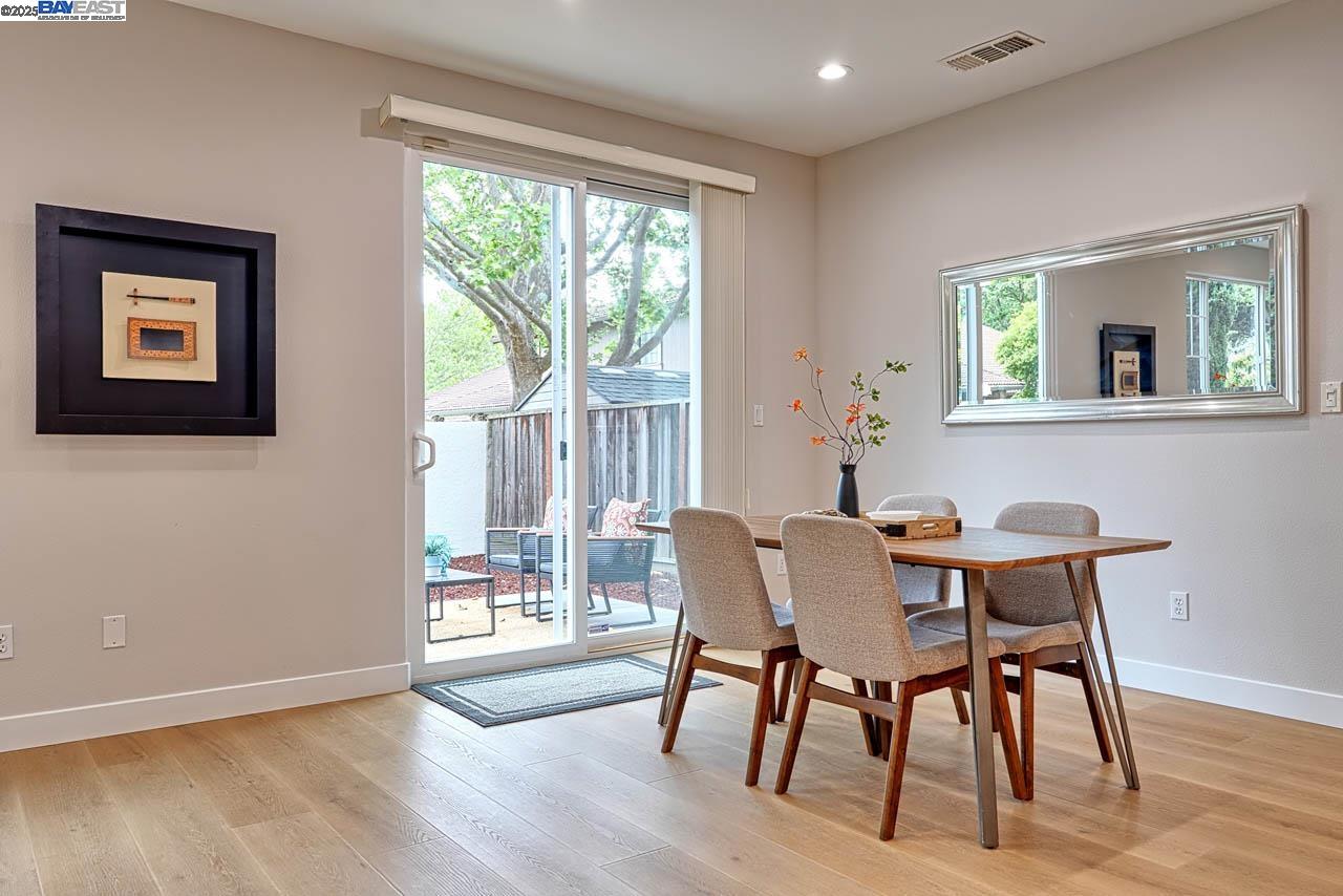 Detail Gallery Image 21 of 50 For 32675 Kenita Way, Union City,  CA 94587 - 5 Beds | 3 Baths