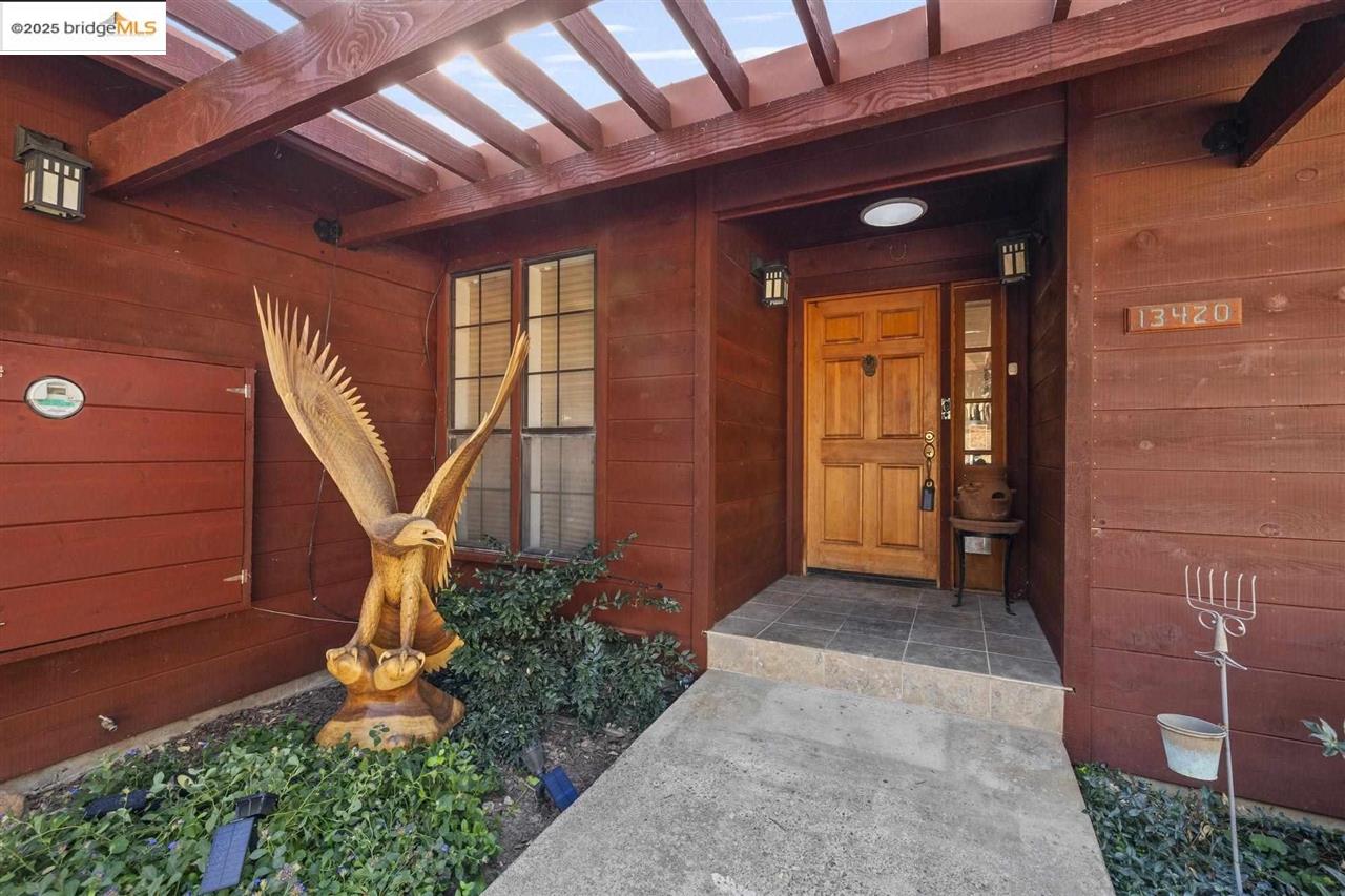 Detail Gallery Image 1 of 58 For 13420 Clements, Groveland,  CA 95321-9333 - 3 Beds | 2/1 Baths