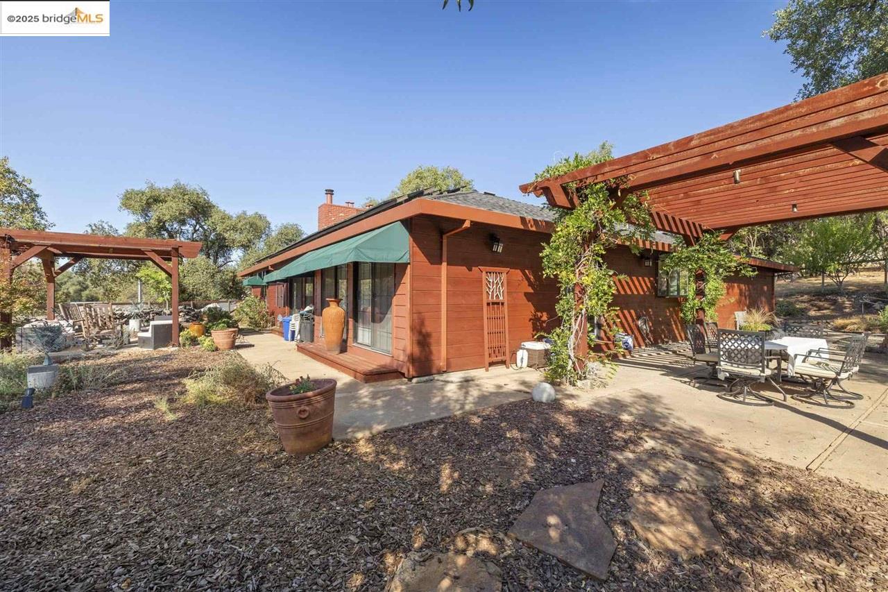 Detail Gallery Image 35 of 58 For 13420 Clements, Groveland,  CA 95321-9333 - 3 Beds | 2/1 Baths