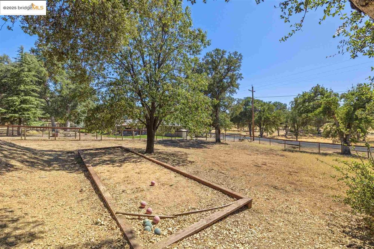 Detail Gallery Image 36 of 58 For 13420 Clements, Groveland,  CA 95321-9333 - 3 Beds | 2/1 Baths