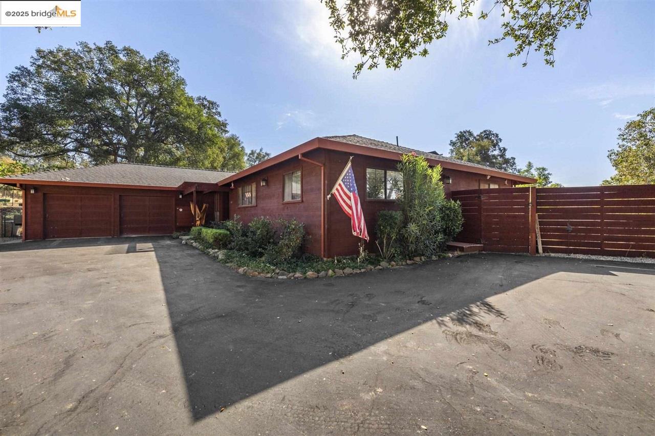 Detail Gallery Image 37 of 58 For 13420 Clements, Groveland,  CA 95321-9333 - 3 Beds | 2/1 Baths