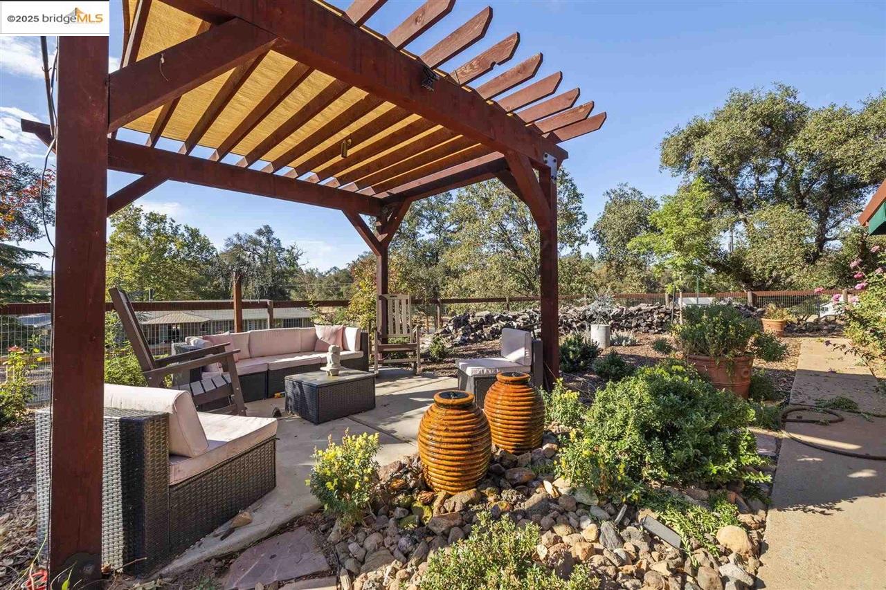 Detail Gallery Image 39 of 58 For 13420 Clements, Groveland,  CA 95321-9333 - 3 Beds | 2/1 Baths
