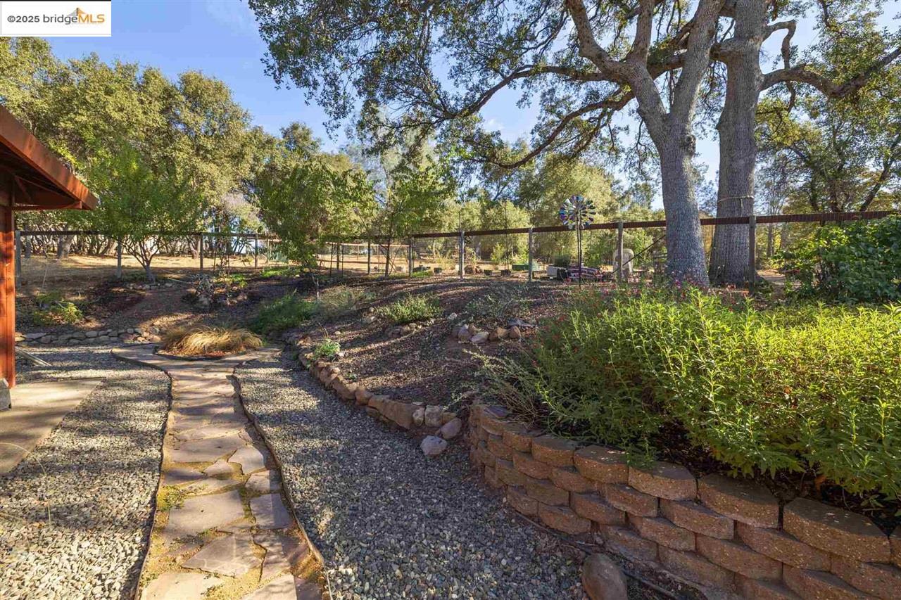 Detail Gallery Image 46 of 58 For 13420 Clements, Groveland,  CA 95321-9333 - 3 Beds | 2/1 Baths