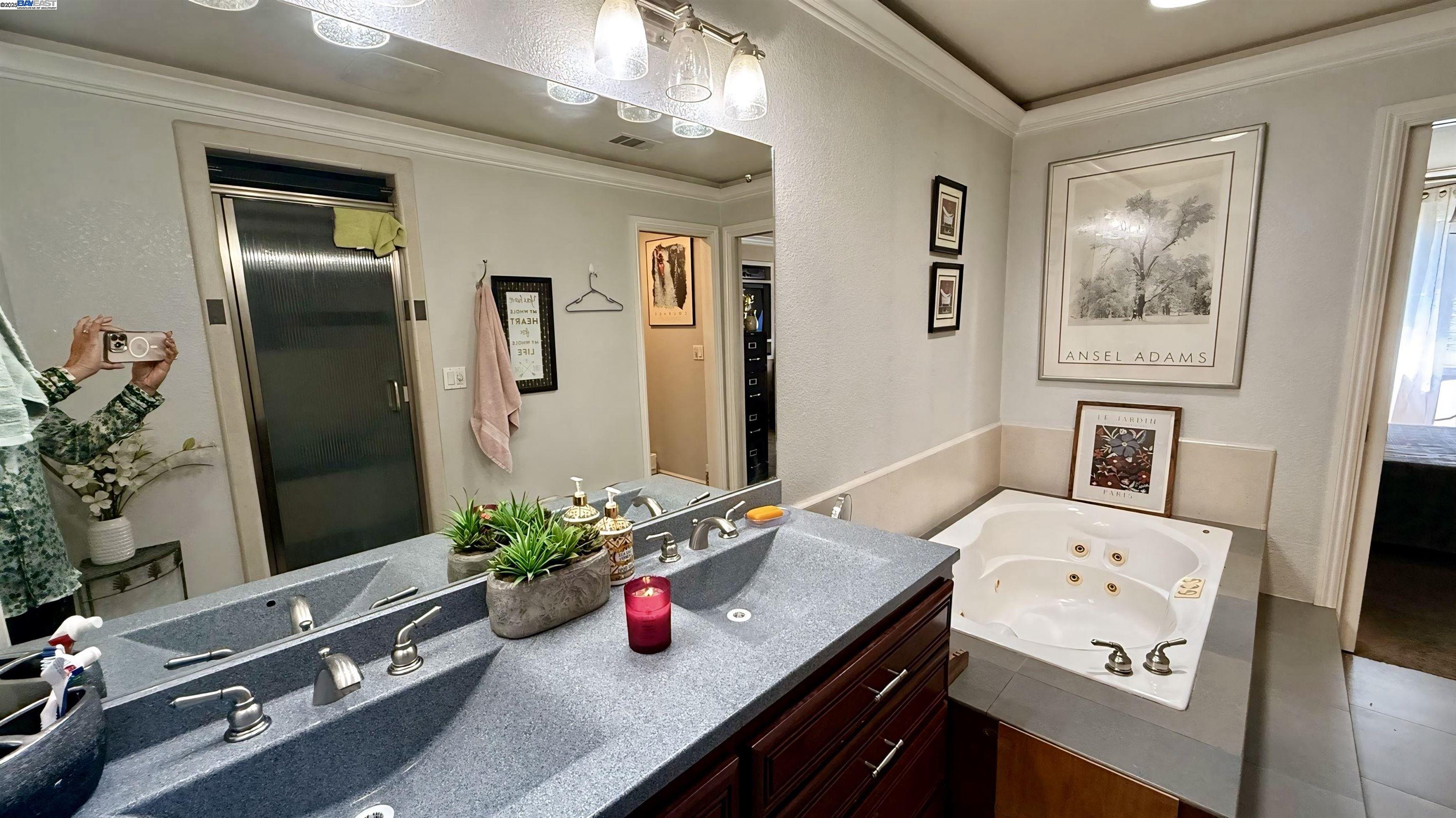 Detail Gallery Image 15 of 24 For 95 W Downs St, Stockton,  CA 95204 - 4 Beds | 2 Baths