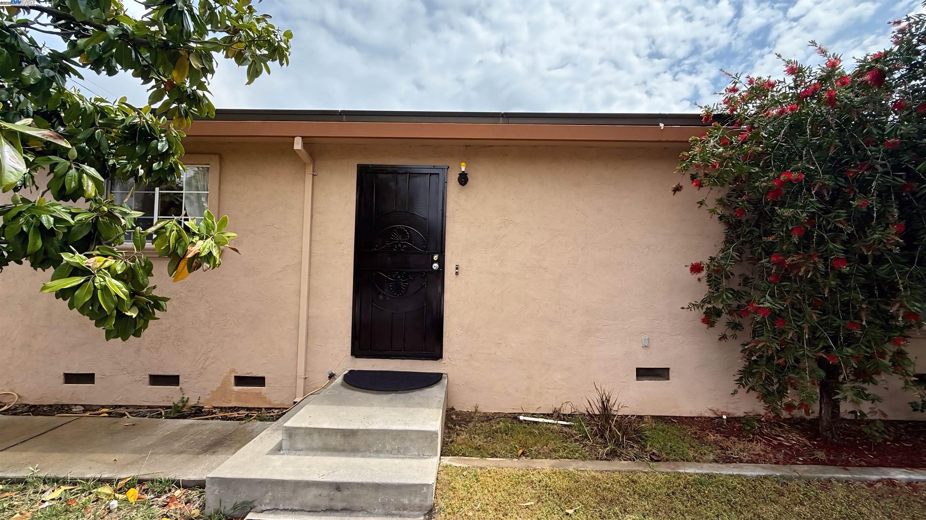 Detail Gallery Image 21 of 24 For 95 W Downs St, Stockton,  CA 95204 - 4 Beds | 2 Baths